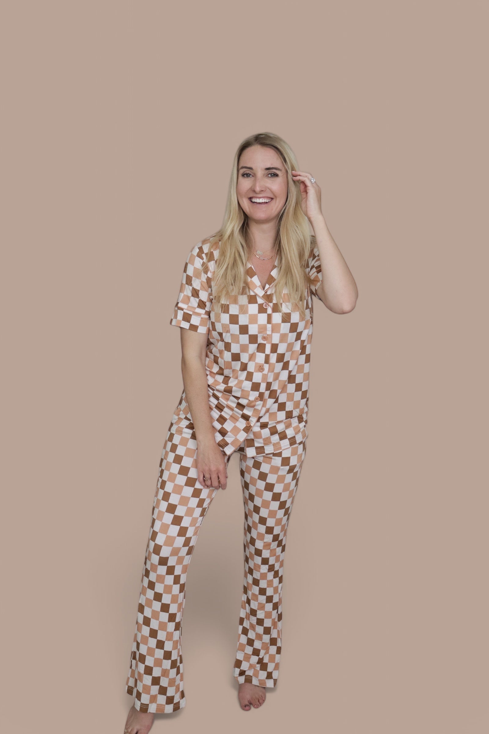 Chestnut Checkers Women’s Relaxed Dream Set