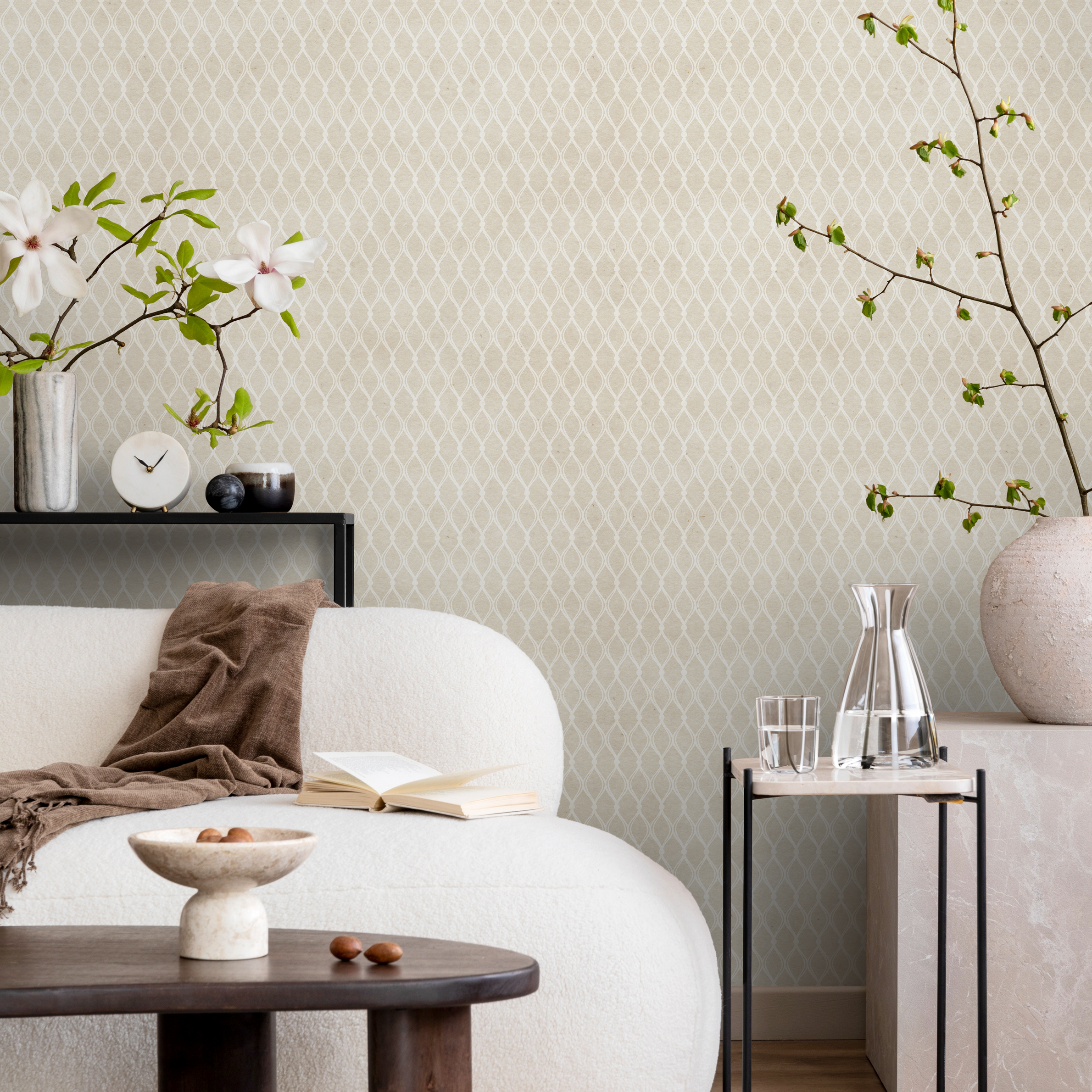 Geometric Wallpaper With A Wavy Trellis Motif In Beige And Cream - A295