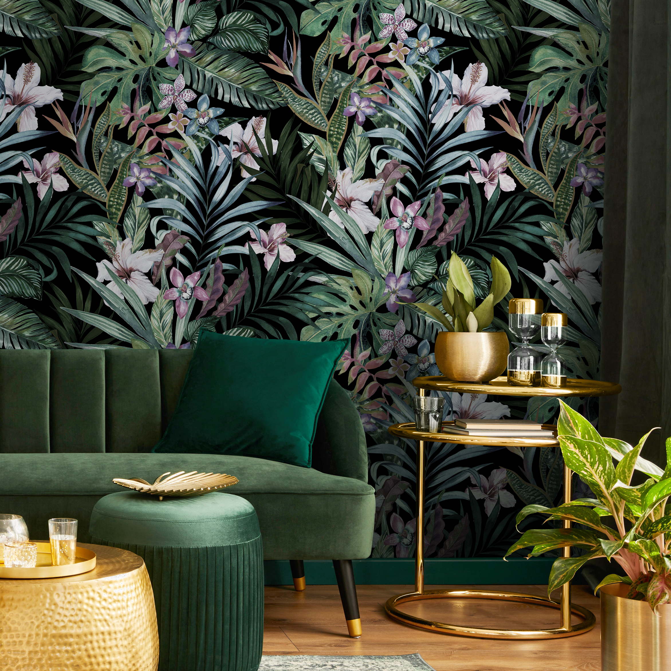 Botanical Wallpaper Featuring Jungle Flowers And Leaves In Green And Purple - A499