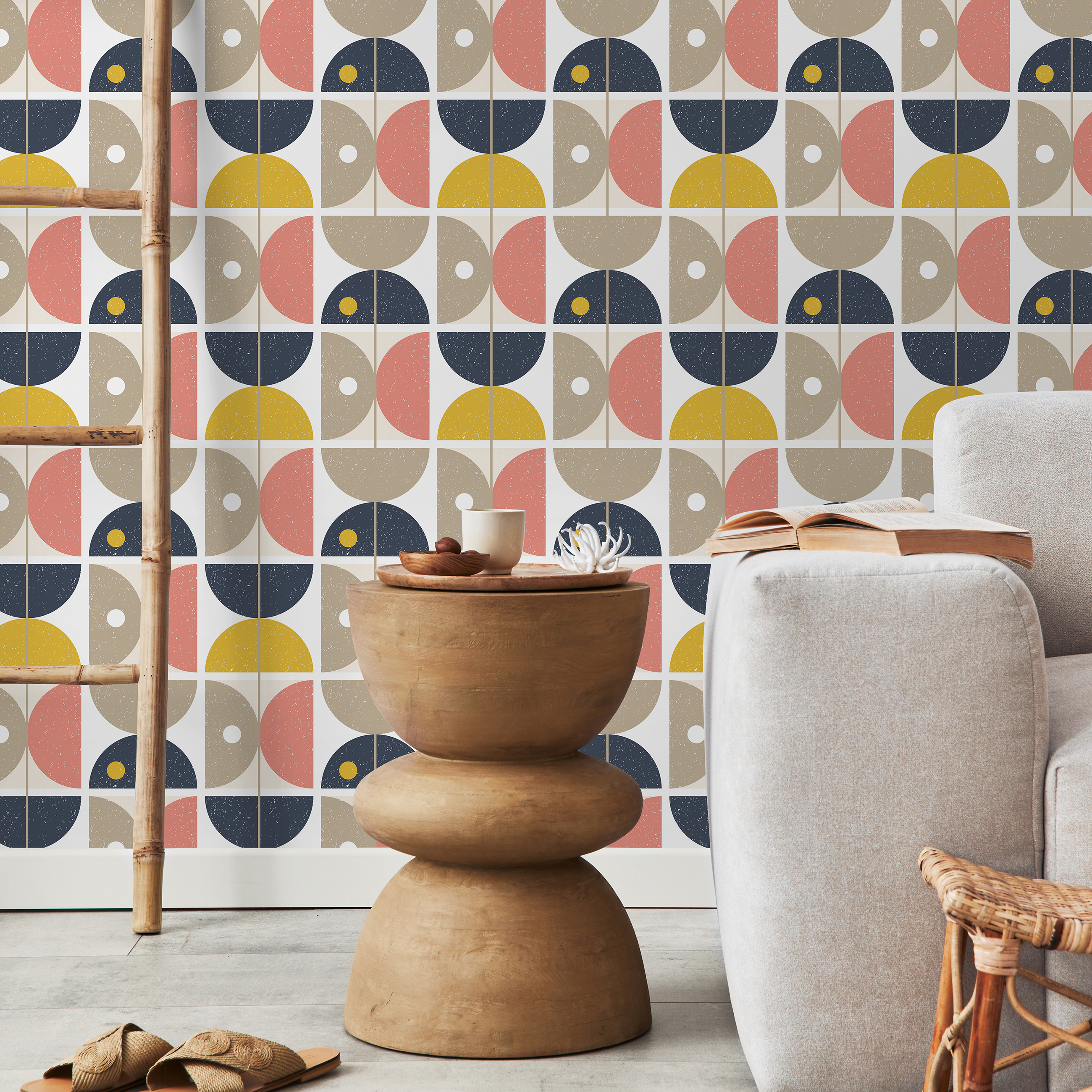Geometric Wallpaper With Retro Semi-circles In Blue, Yellow, And Pink - A666