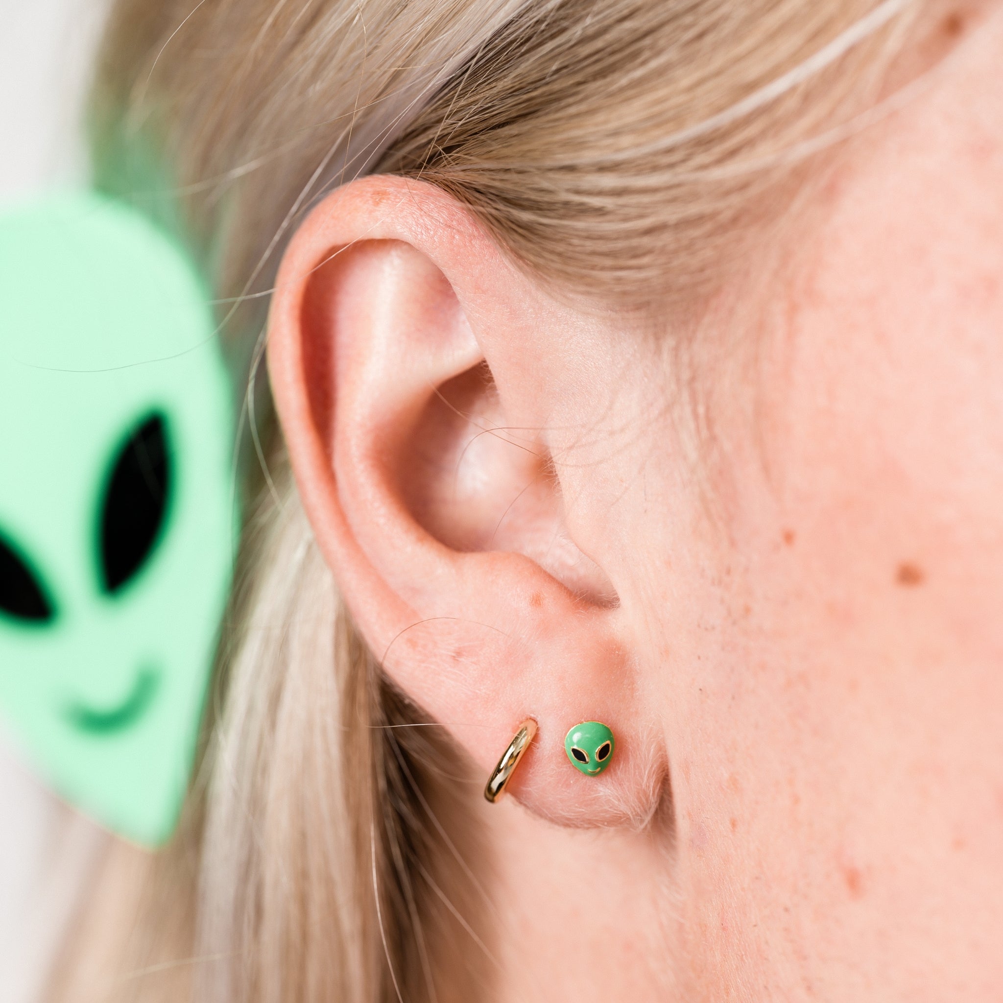 Alien Studs