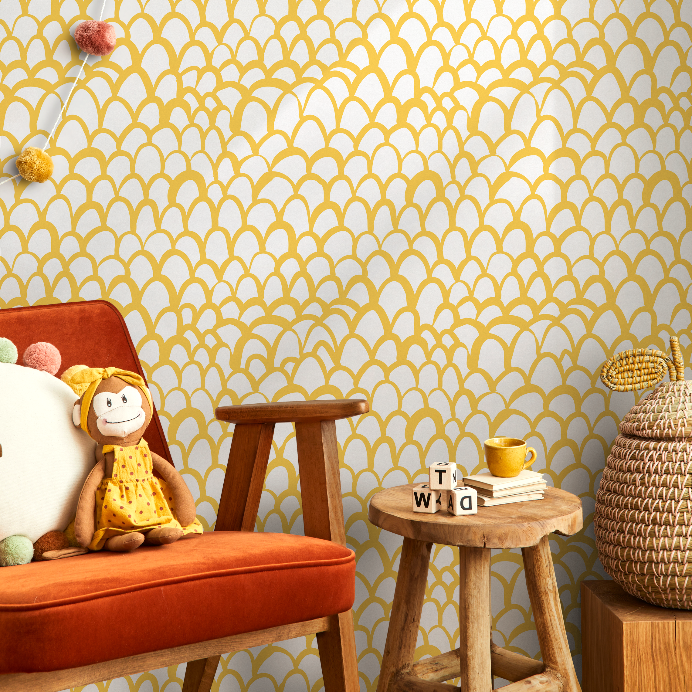 Scandinavian Wallpaper With An Arched Scales Motif In Yellow - B032