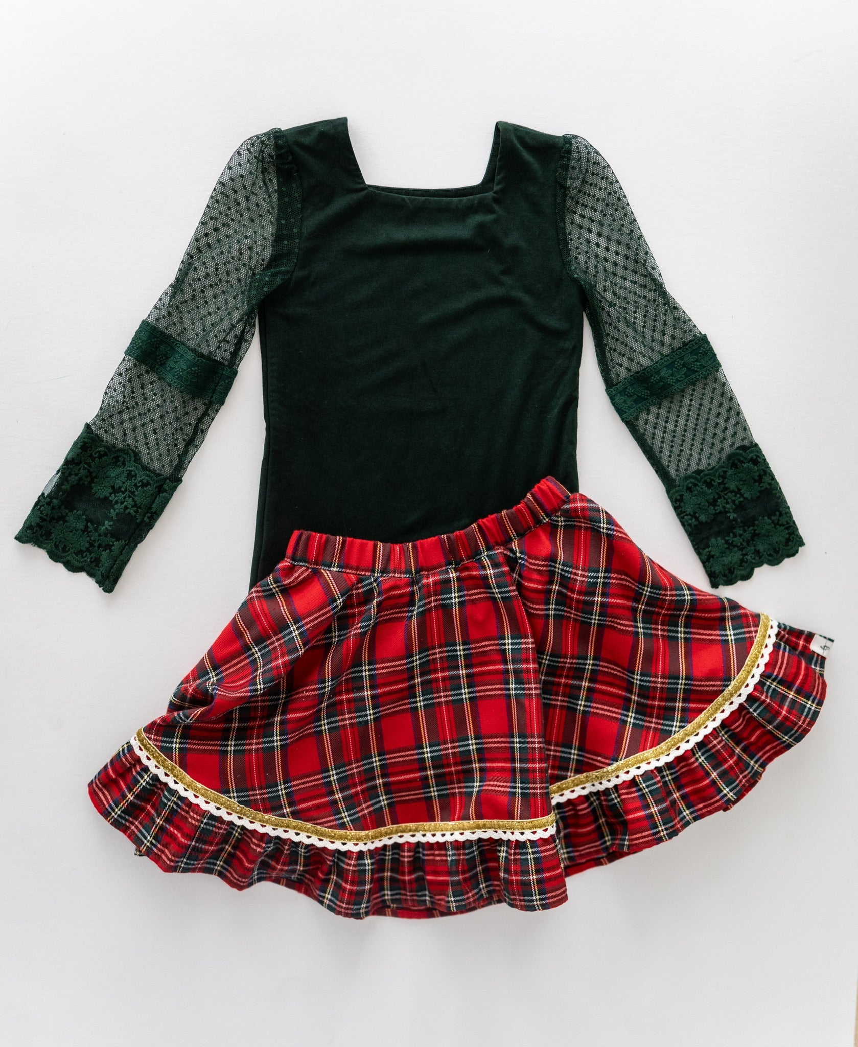 *preorder* Merry And Bright Lace Layering Shirt Bundle