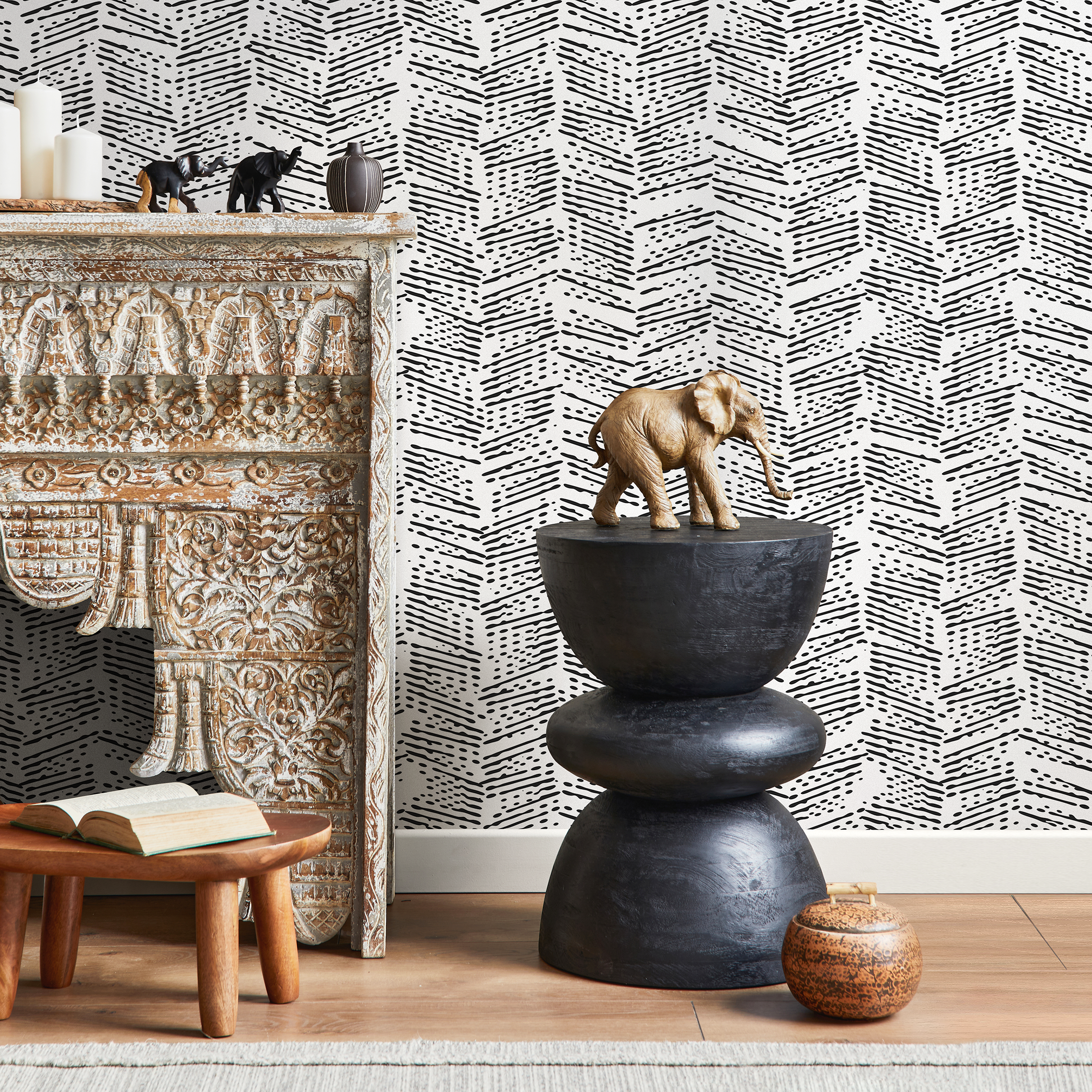 Geometric Wallpaper With A Dashed Herringbone Motif In Black And White - B345