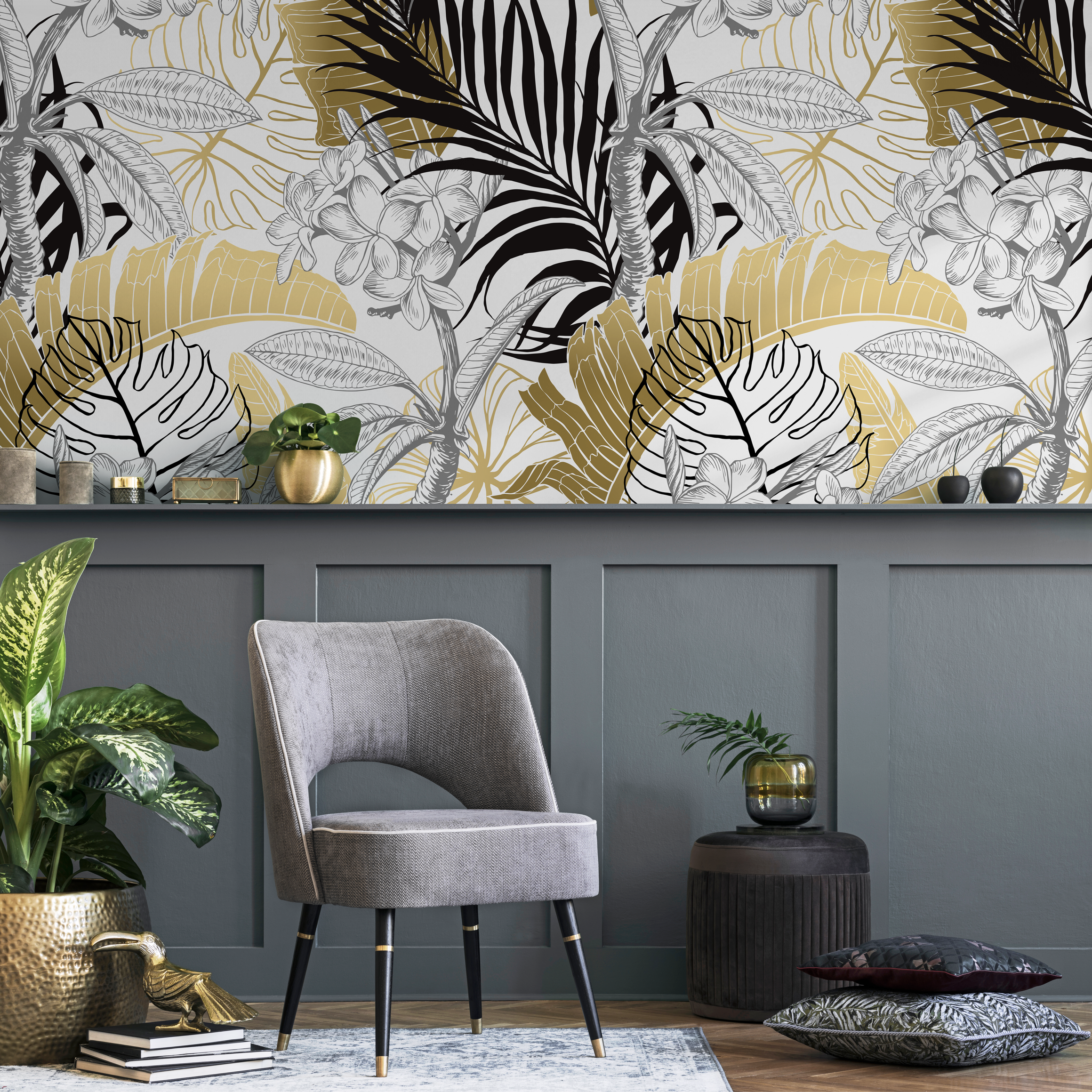 Tropical Wallpaper Featuring Bold Jungle Leaves In Gold, Black, And Grey - B387