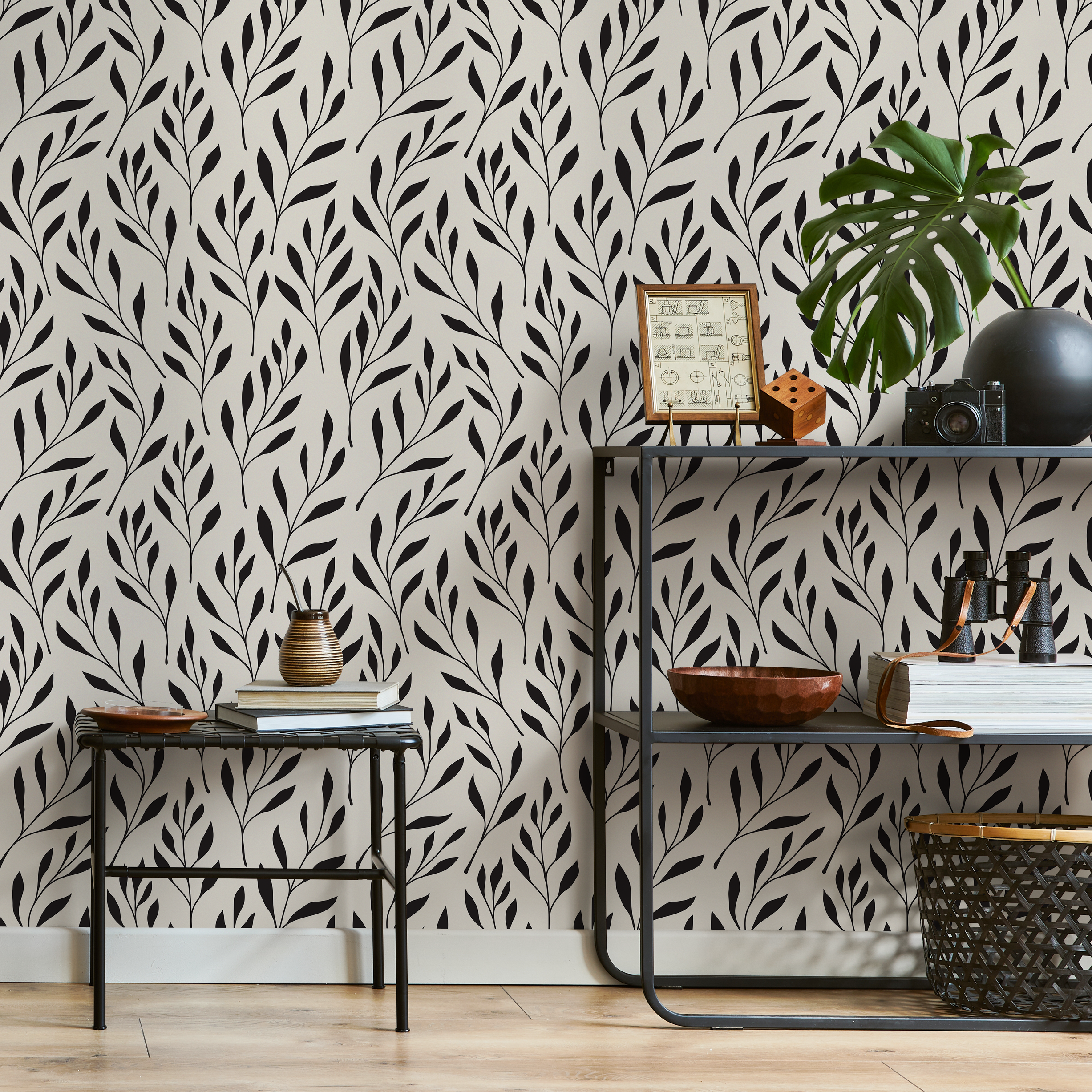 Botanical Wallpaper With Stylized Leafy Branches In Black And Beige - B598