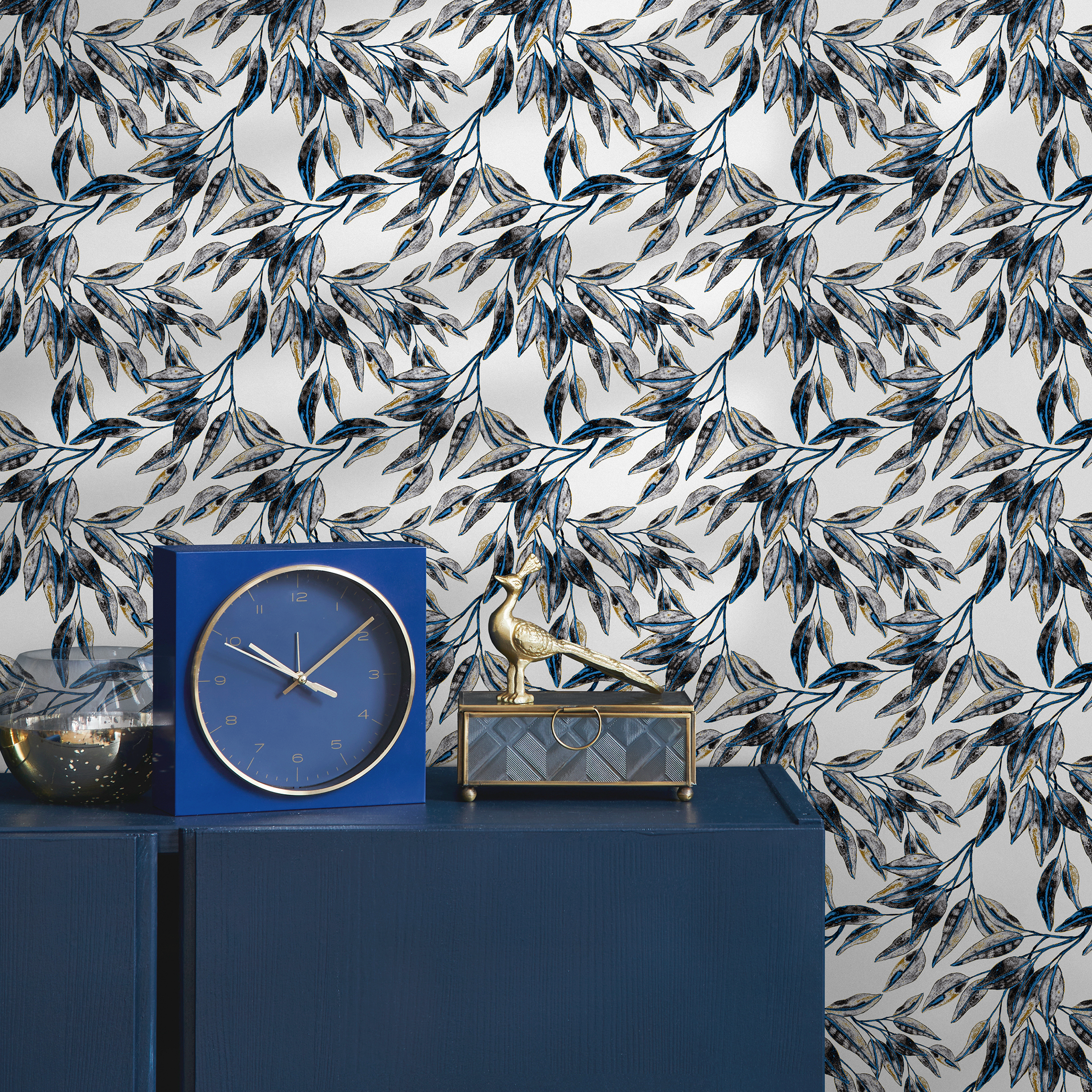 Botanical Wallpaper With Elegant Leafy Branches In Blue And Yellow - B652