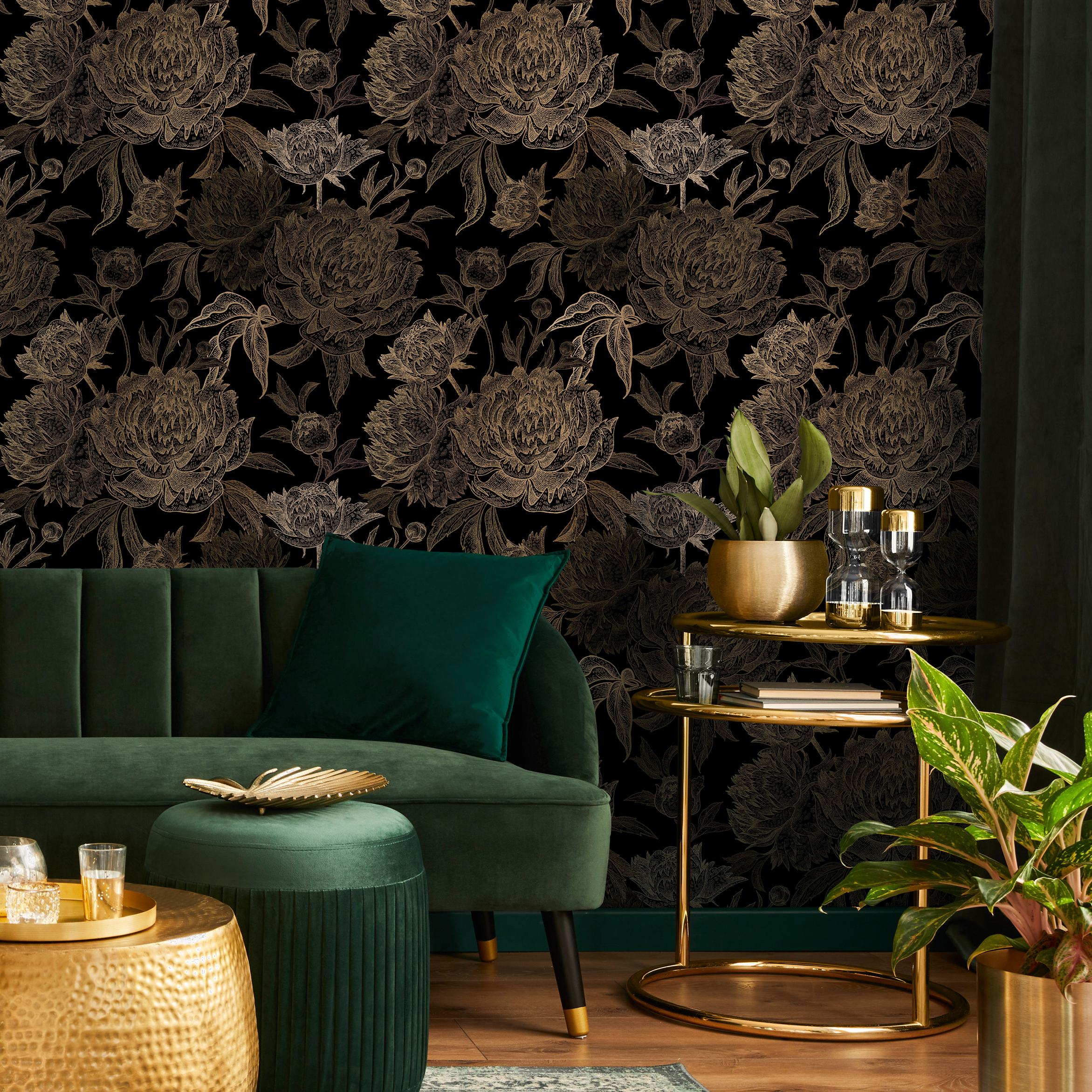 Floral Wallpaper With A Vintage Peony Motif In Black And Gold - B665