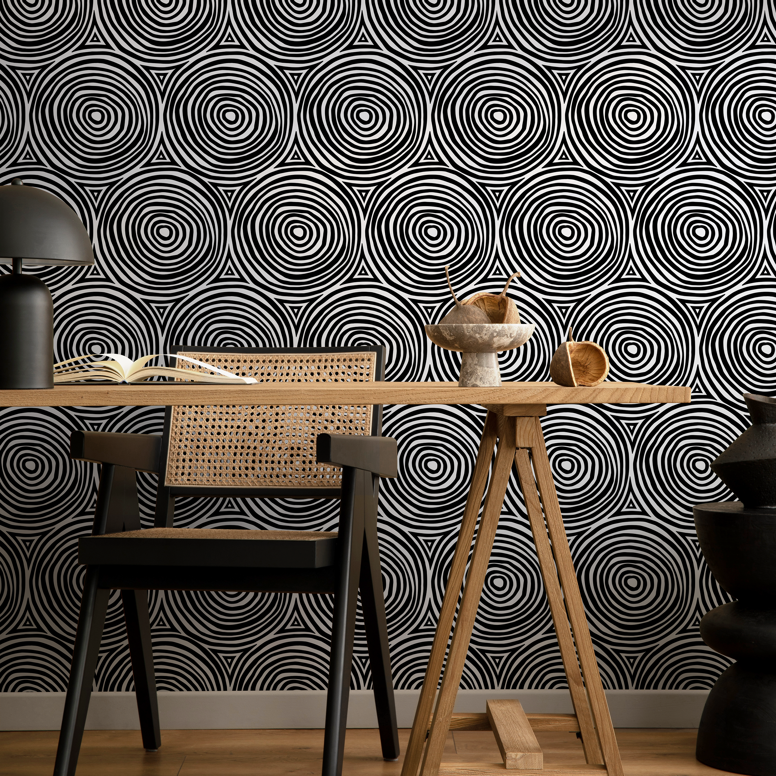 Geometric Wallpaper Featuring Concentric Circles In Black And White - B710