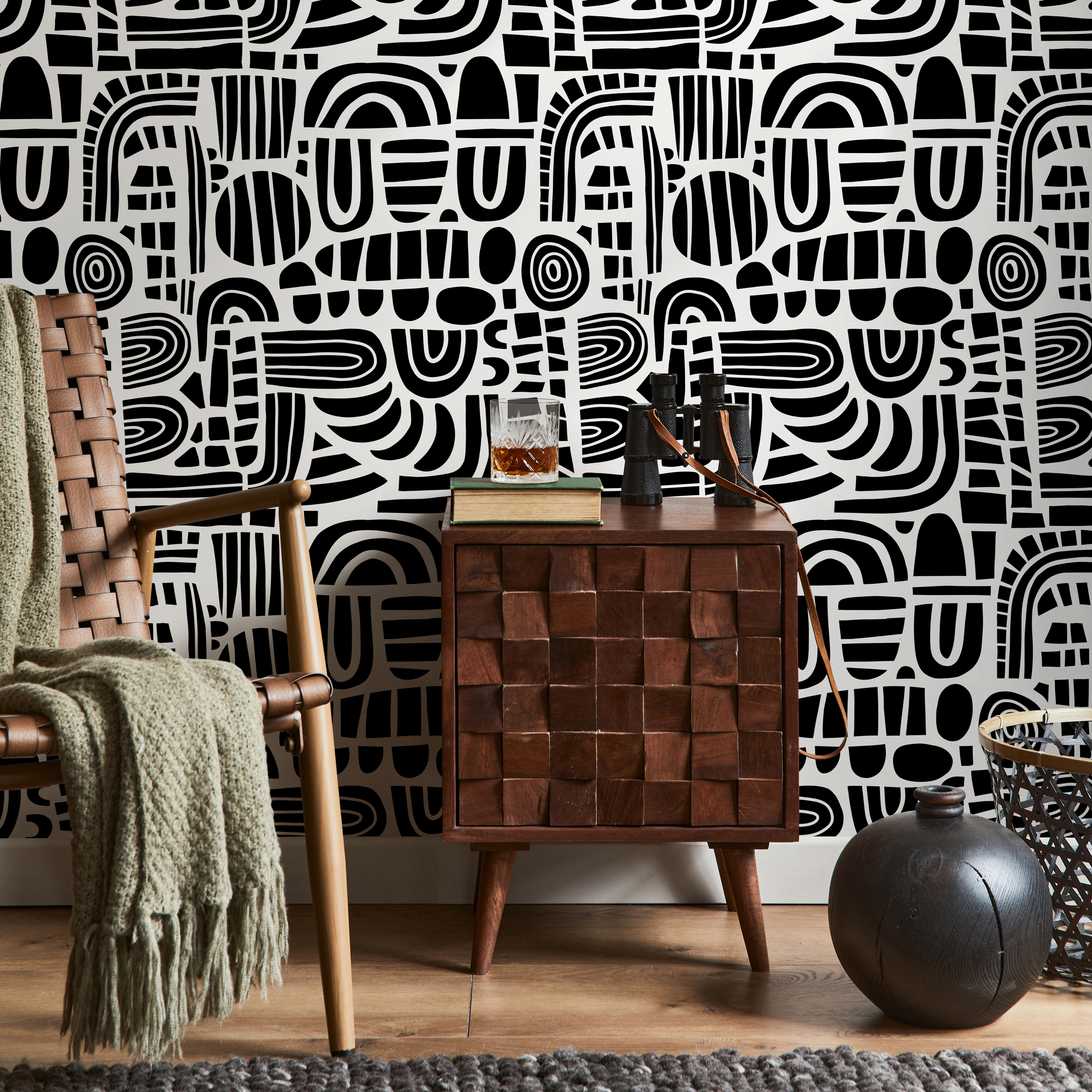 Abstract Wallpaper With A Graphic Block Print Motif In Black And White - B737