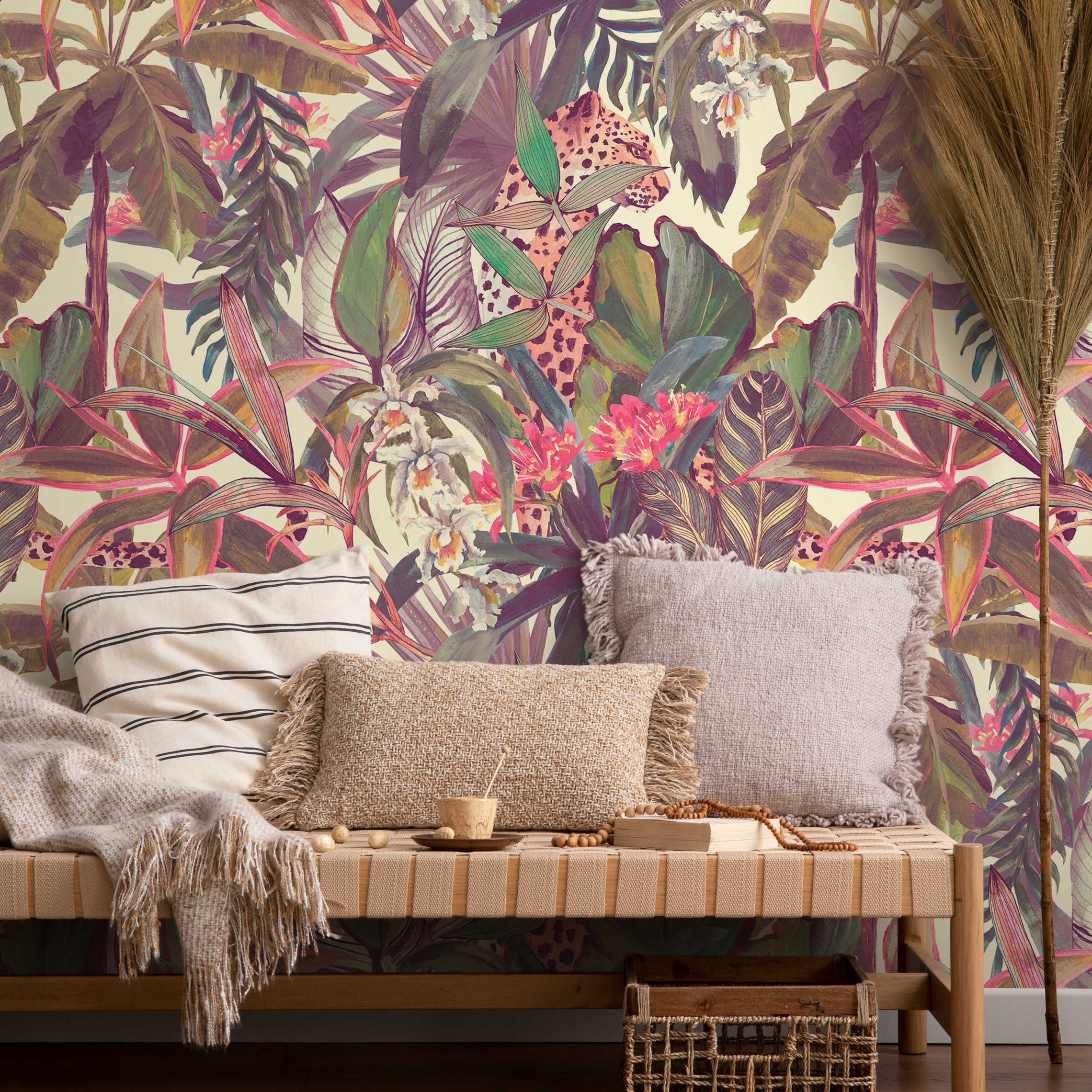 Jungle Wallpaper With A Painterly Leopard In Purple, Pink, And Green - B746