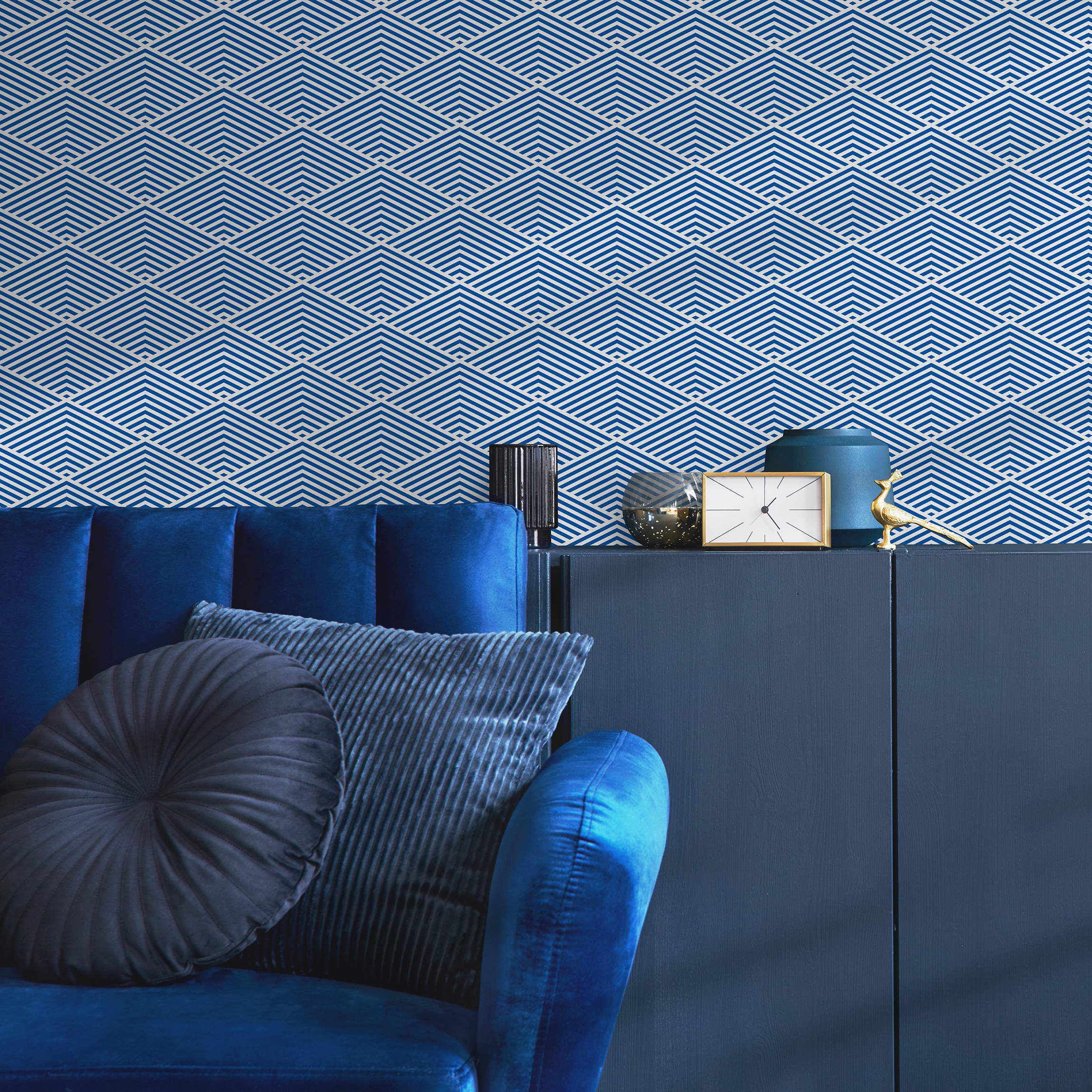 Geometric Wallpaper With A Layered Chevron Motif In Blue And White - B796