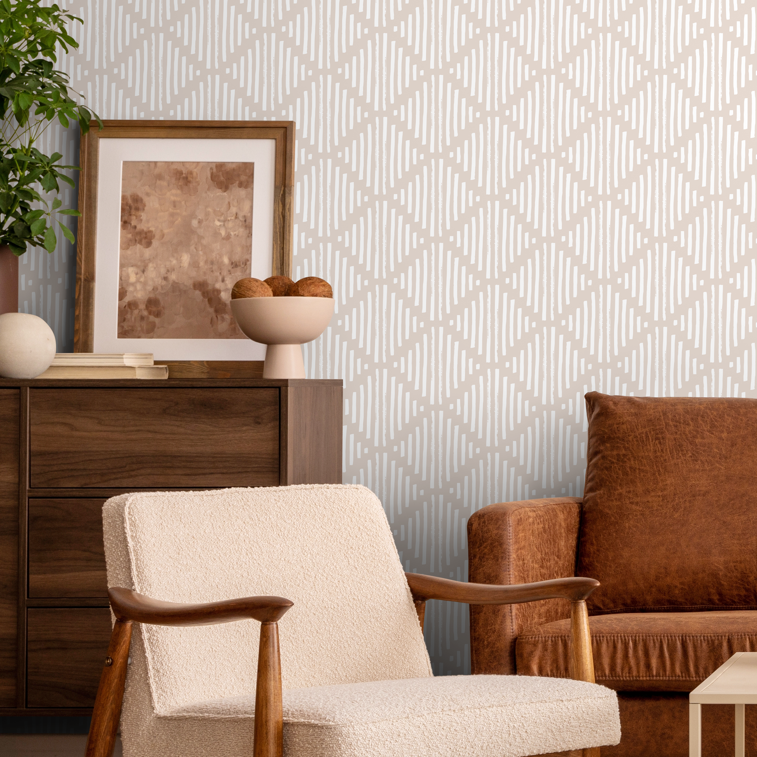 Geometric Wallpaper With A Hand-drawn Diamond Pattern In Beige And Cream - B946