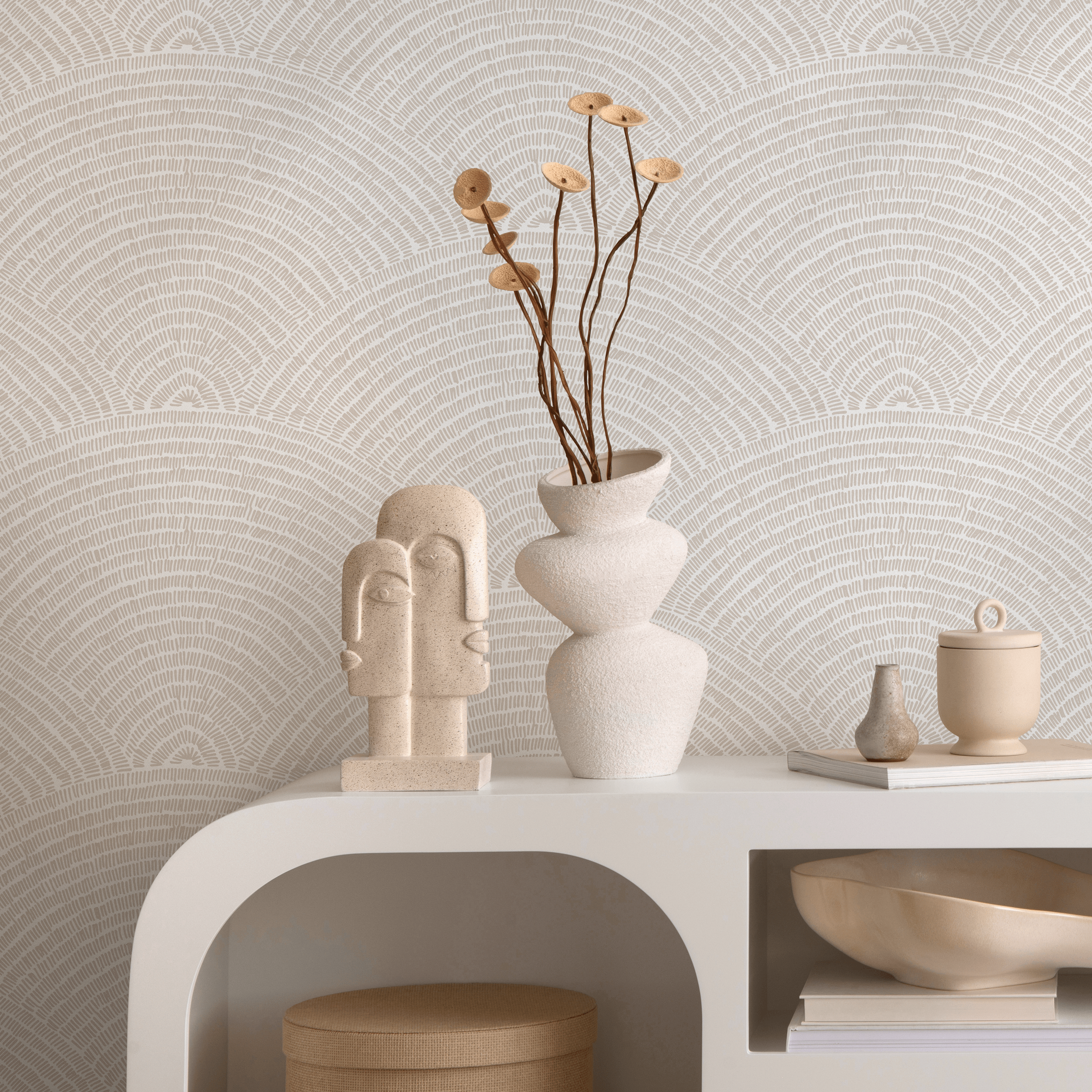 Scandinavian Wallpaper Featuring Sketched Arch Motifs In Beige And Cream - B977