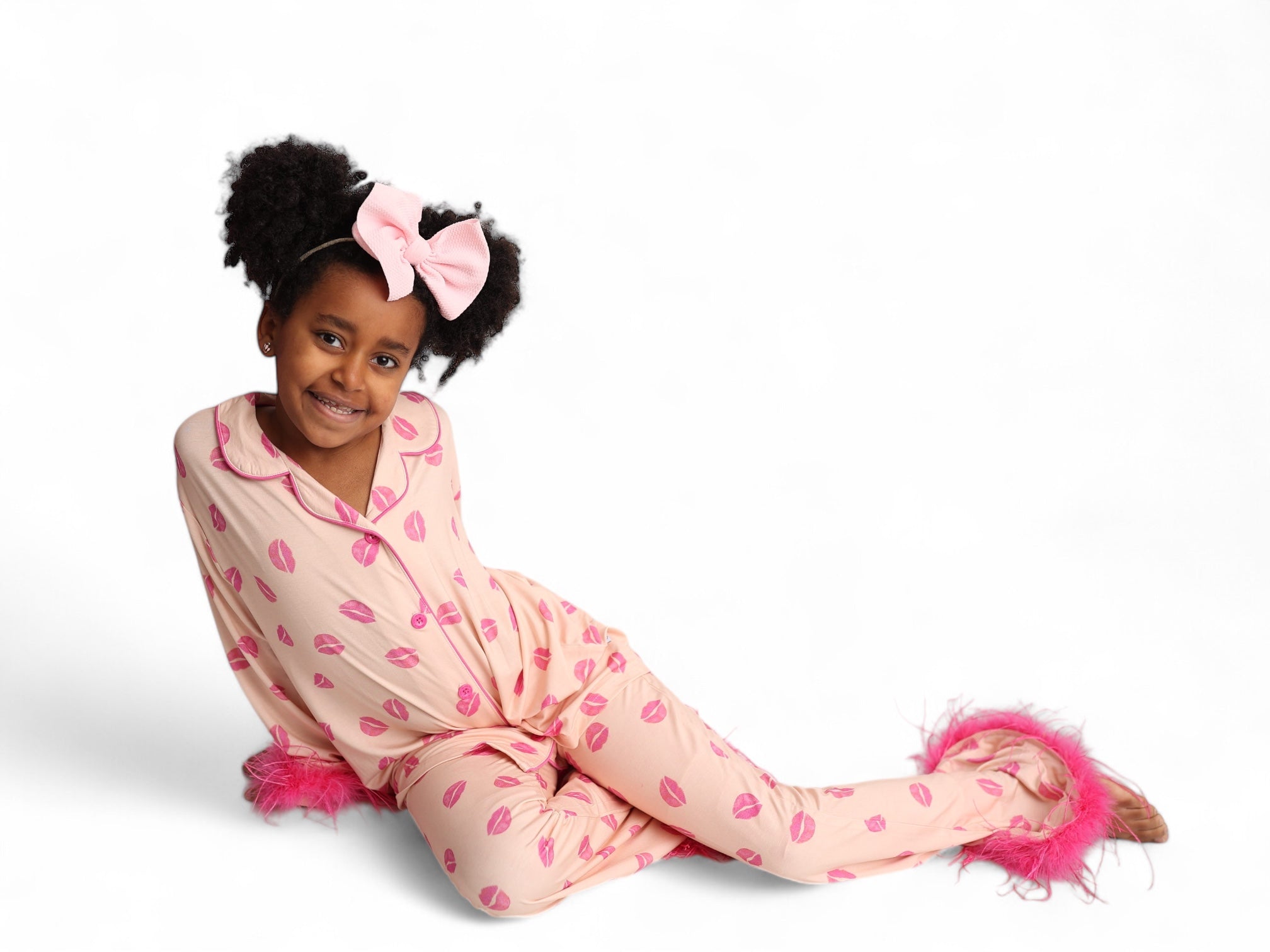 Pucker Up Girl's Flare Feathered Dream Set
