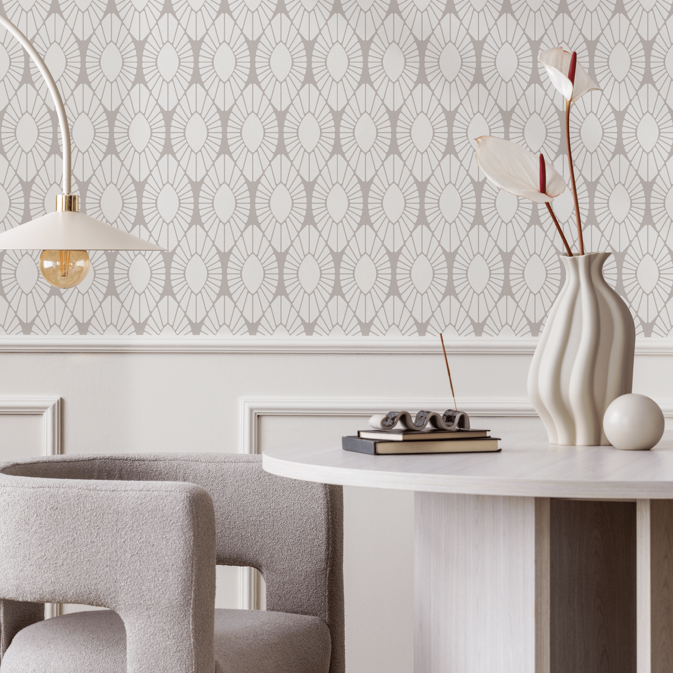Art Deco Wallpaper With A Geometric Sunburst Motif In Grey - C037
