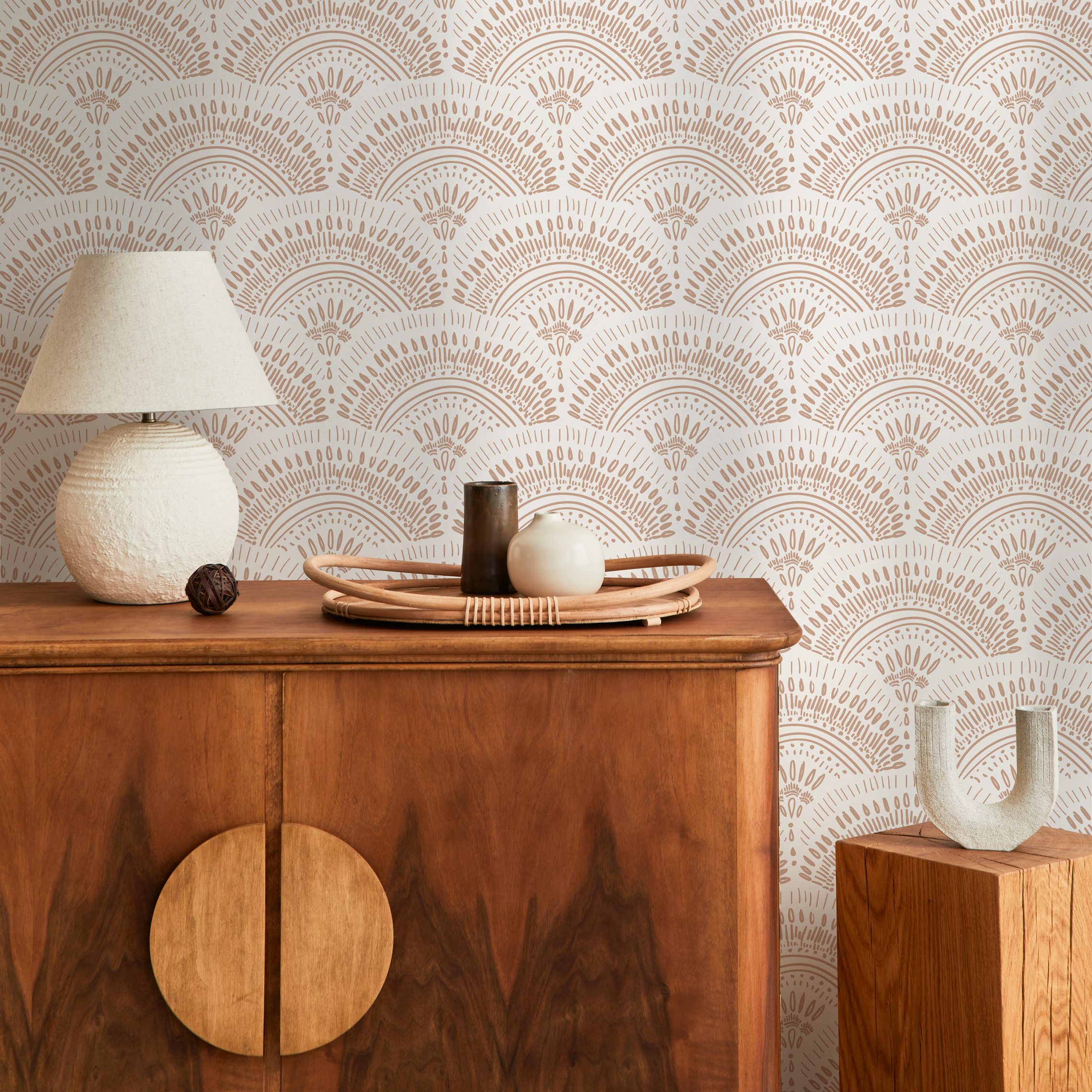 Boho Wallpaper With An Intricate Scalloped Fan Motif In Tan - C066