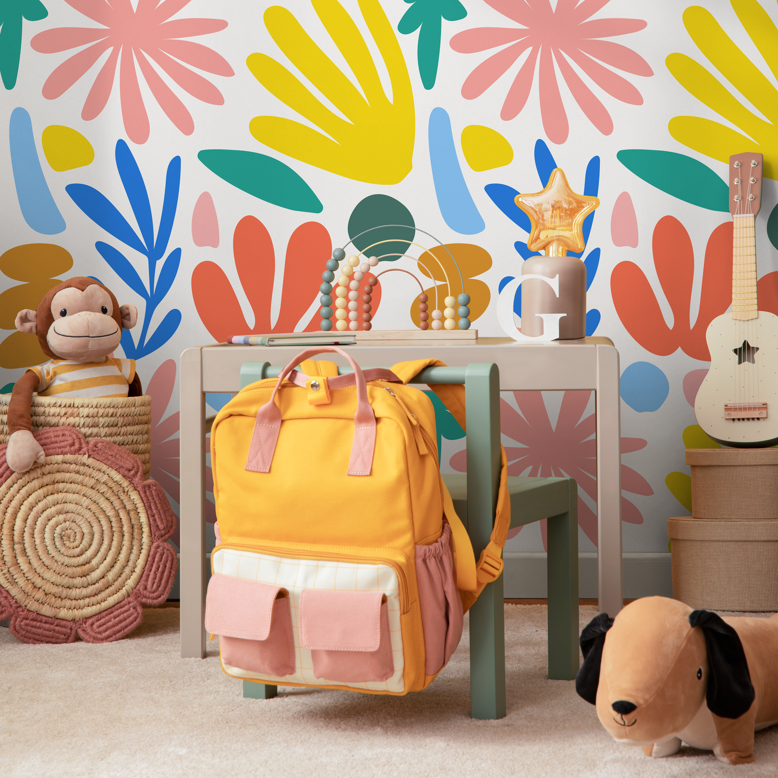 Abstract Floral Wallpaper With Colorful Organic Shapes In Yellow, Blue, And Orange - C067