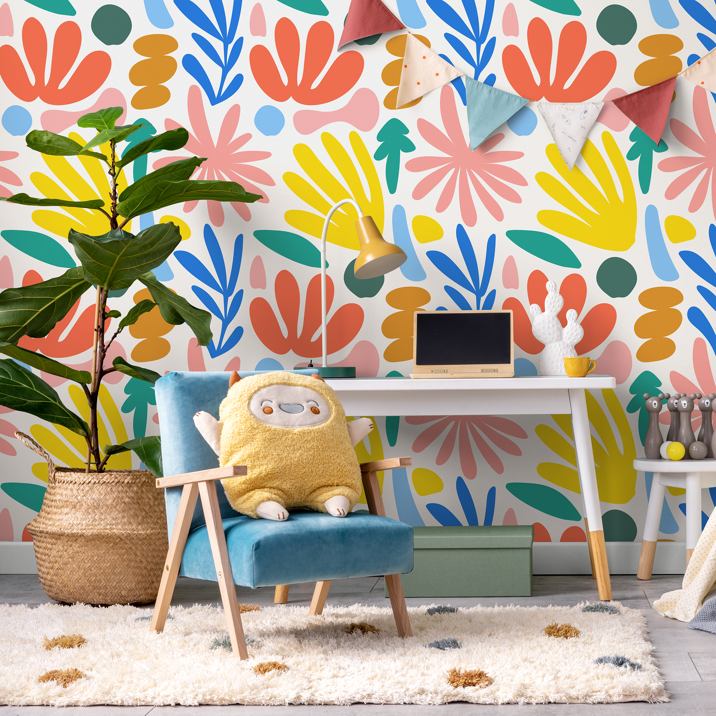 Abstract Floral Wallpaper With Colorful Organic Shapes In Yellow, Blue, And Orange - C067