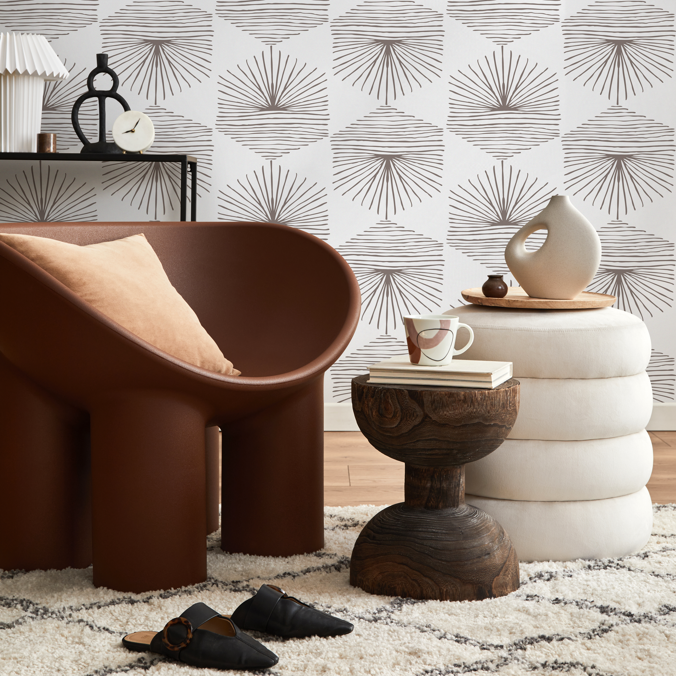 Geometric Wallpaper With Hand-drawn Fan Motifs In Taupe - C074