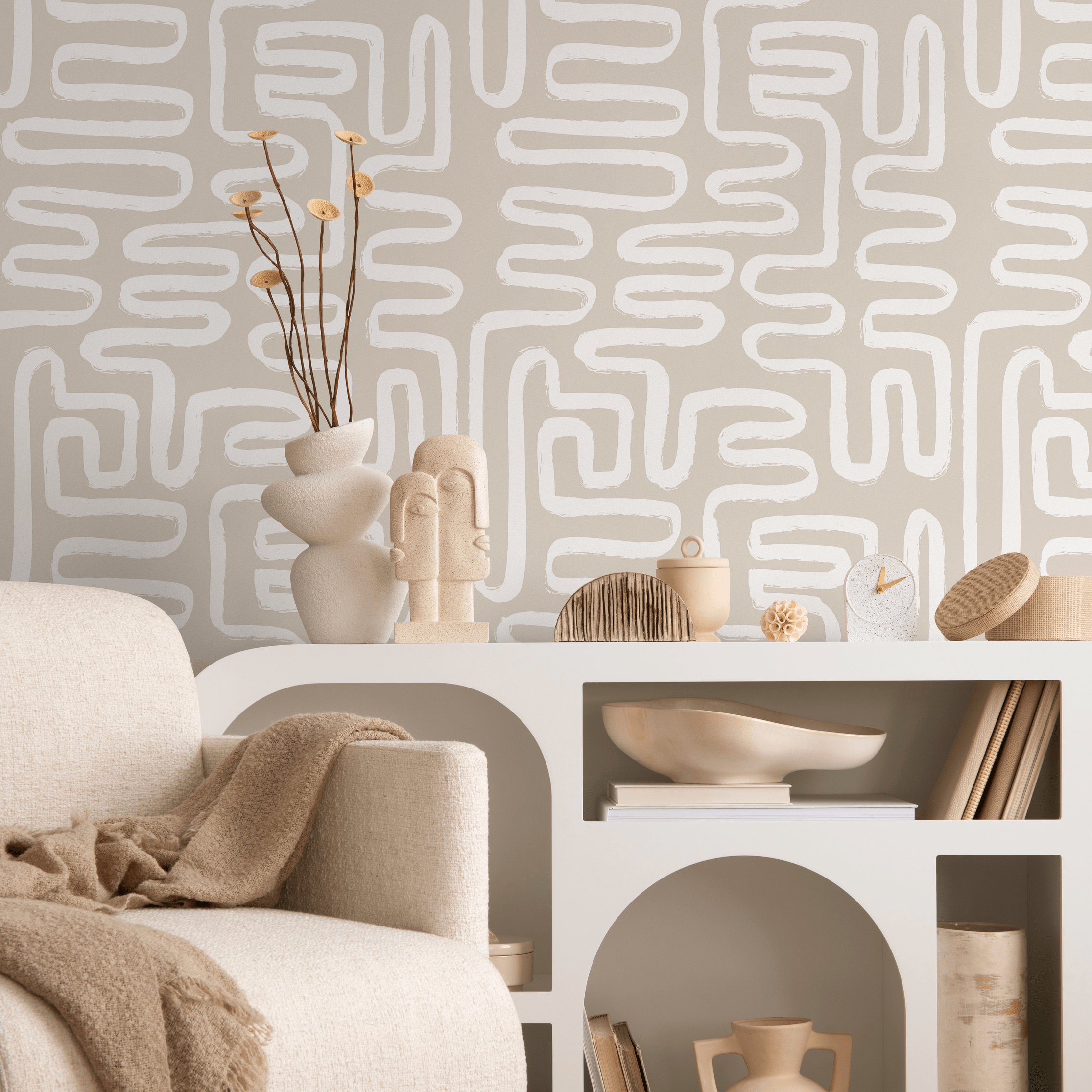 Abstract Wallpaper With A Hand-drawn Labyrinth Motif In Beige And Off-white - C144