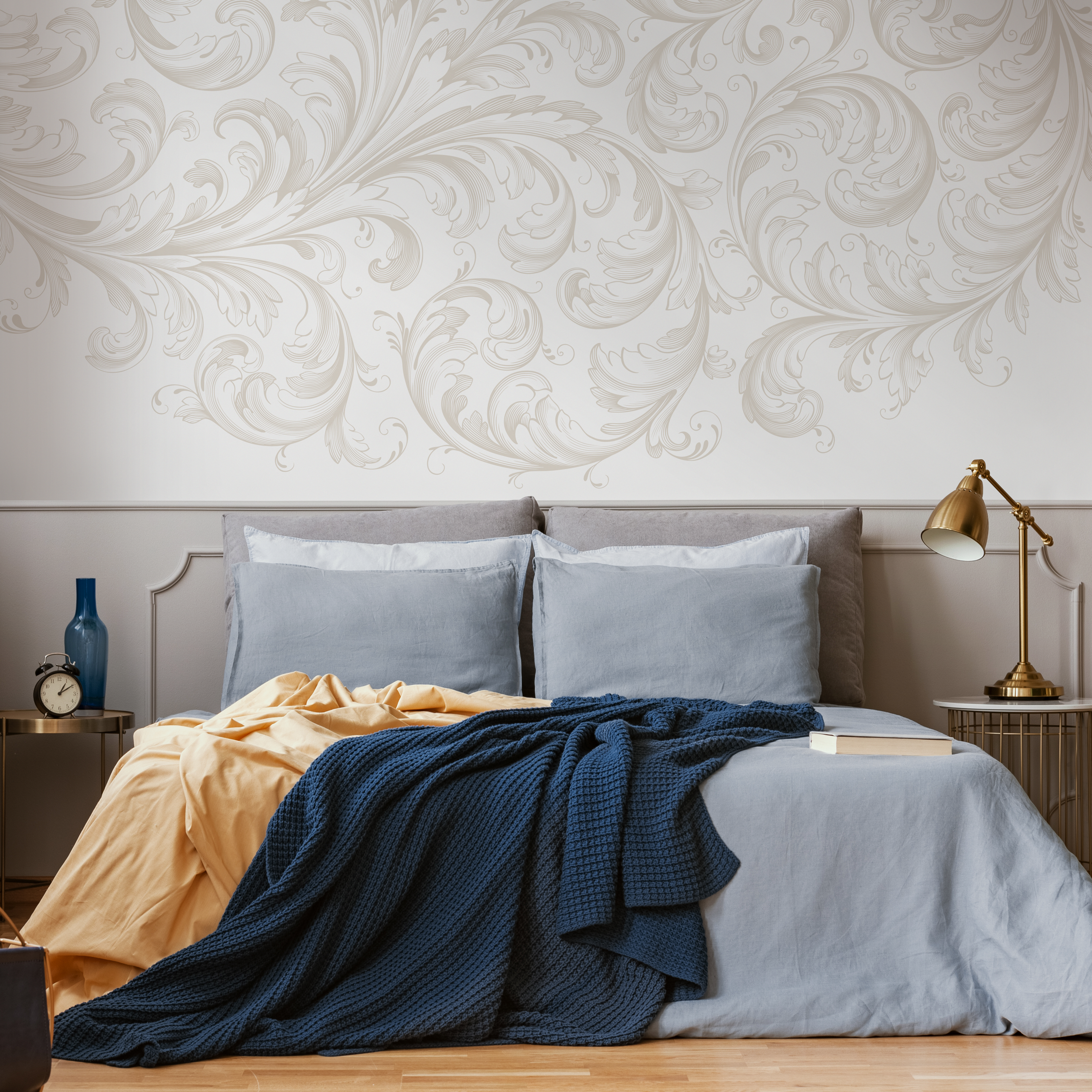 Damask Wallpaper With Elegant Acanthus Scrolls In Beige And Cream - C209