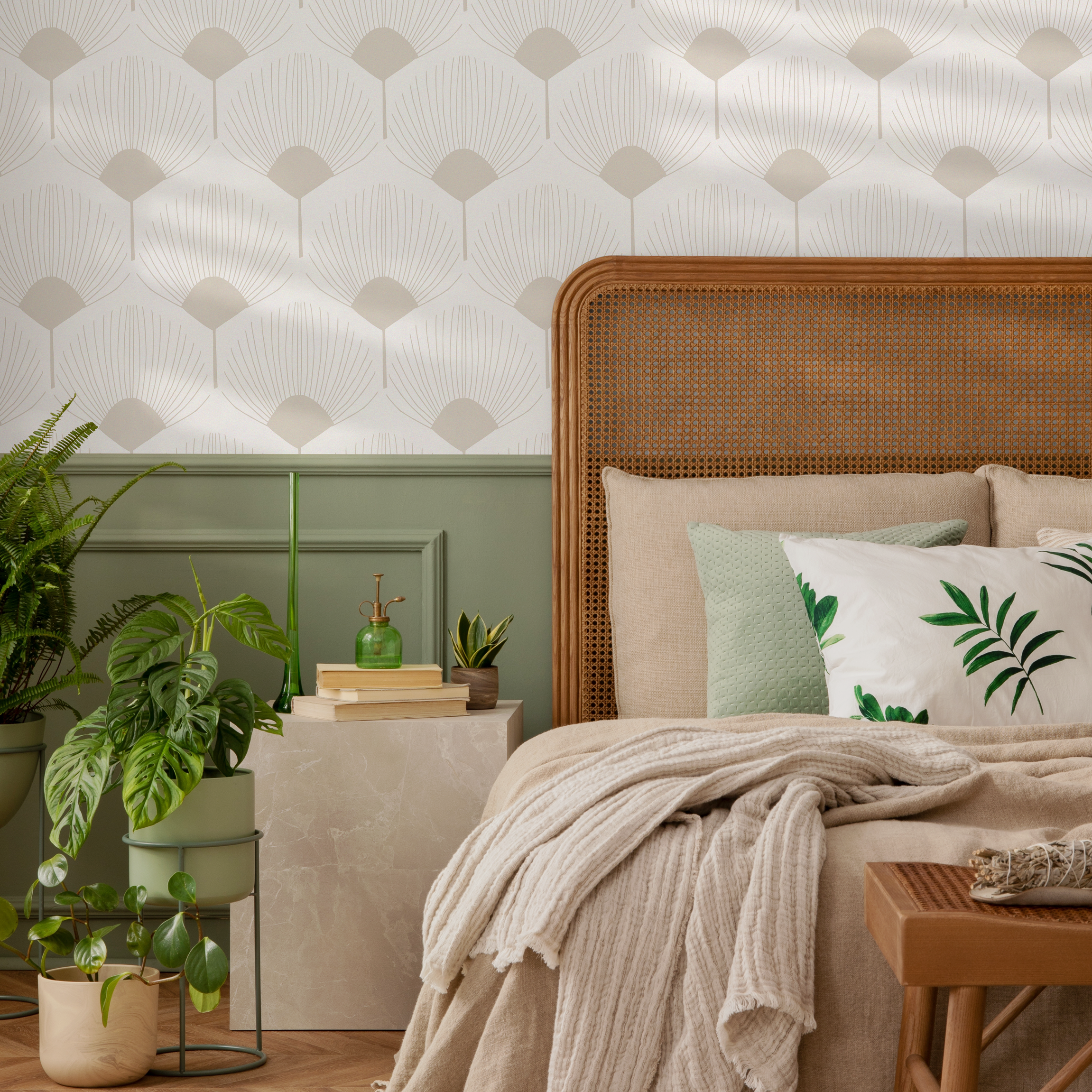 Art Deco Wallpaper With A Scalloped Fan Pattern In Beige - C217