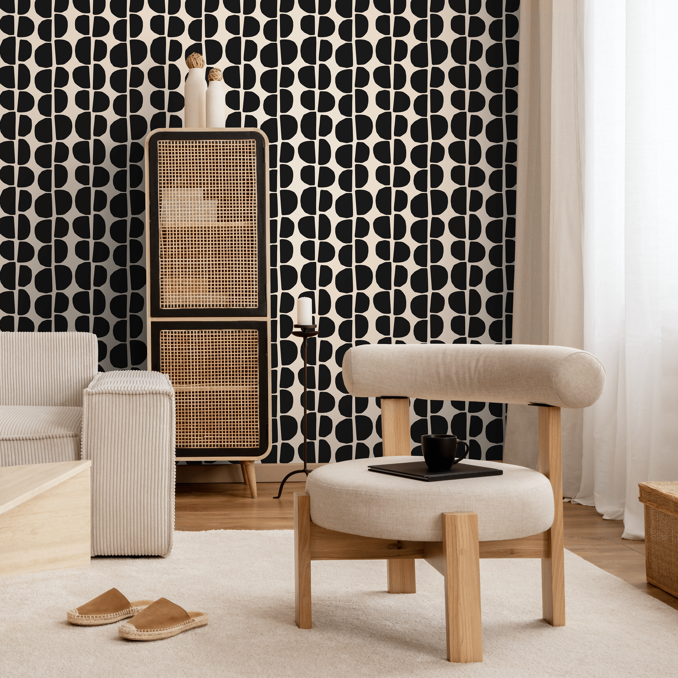 Abstract Wallpaper With Organic Semi-circles In Black And Off-white - C222