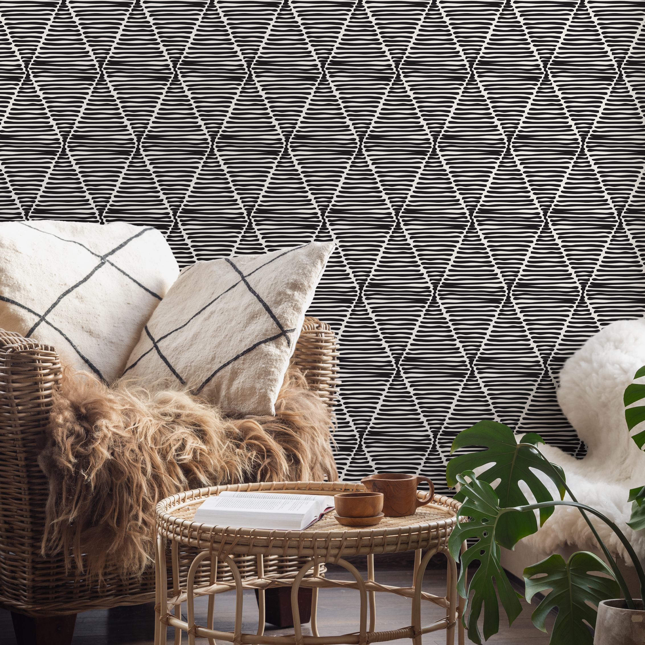 Geometric Wallpaper With Sketched Diamond Shapes In Black And White - C238