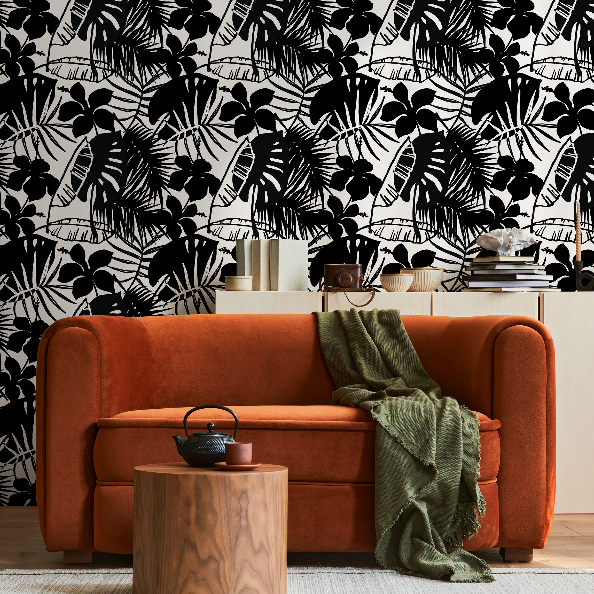 Tropical Wallpaper With Hibiscus And Palm Leaf Silhouettes In Black And White - C298