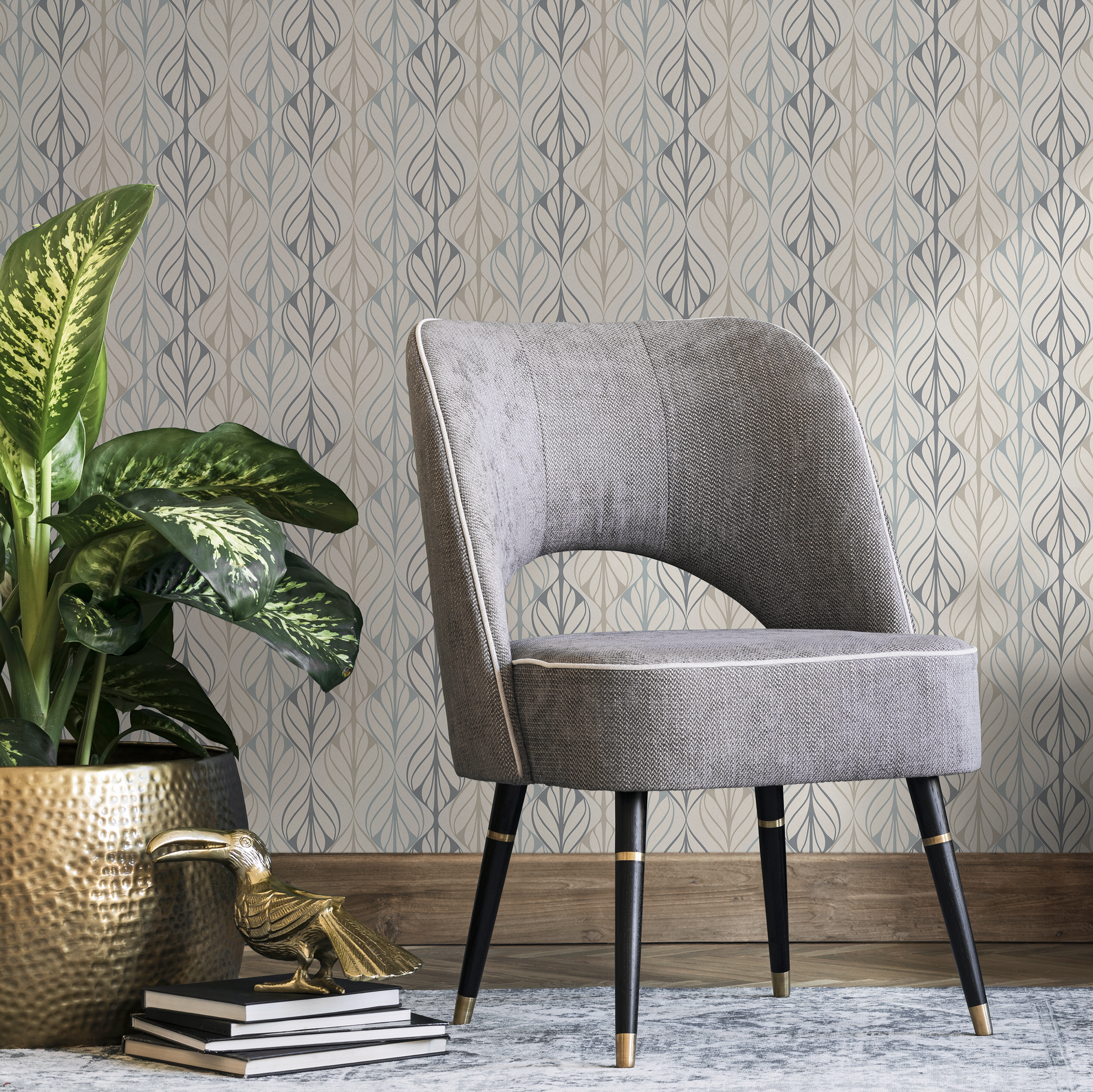 Art Deco Wallpaper With A Stylized Leaf Motif In Beige, Blue, And Gray - C336