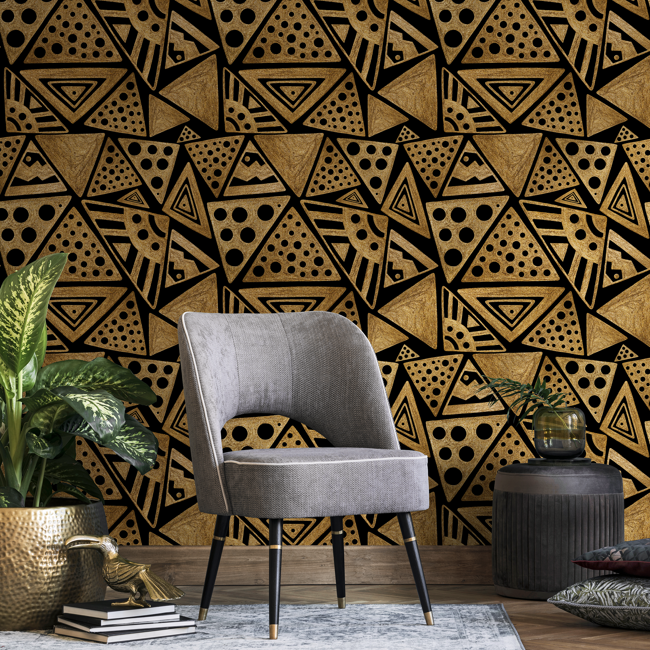 Tribal Wallpaper With A Sketched Triangle Motif In Gold And Black - C341