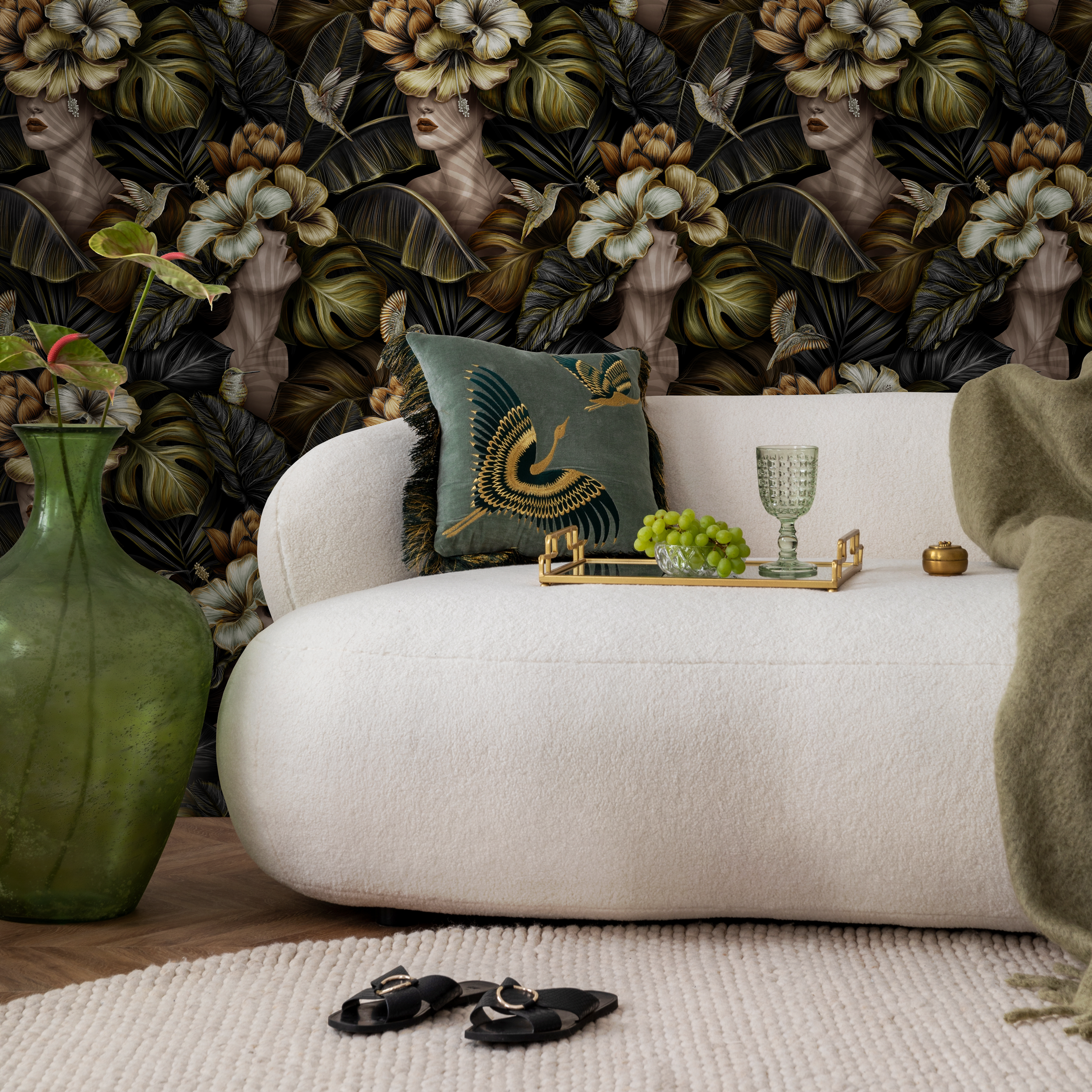 Botanical Wallpaper Featuring Surrealist Statues In Black, Green, And Gold - C399