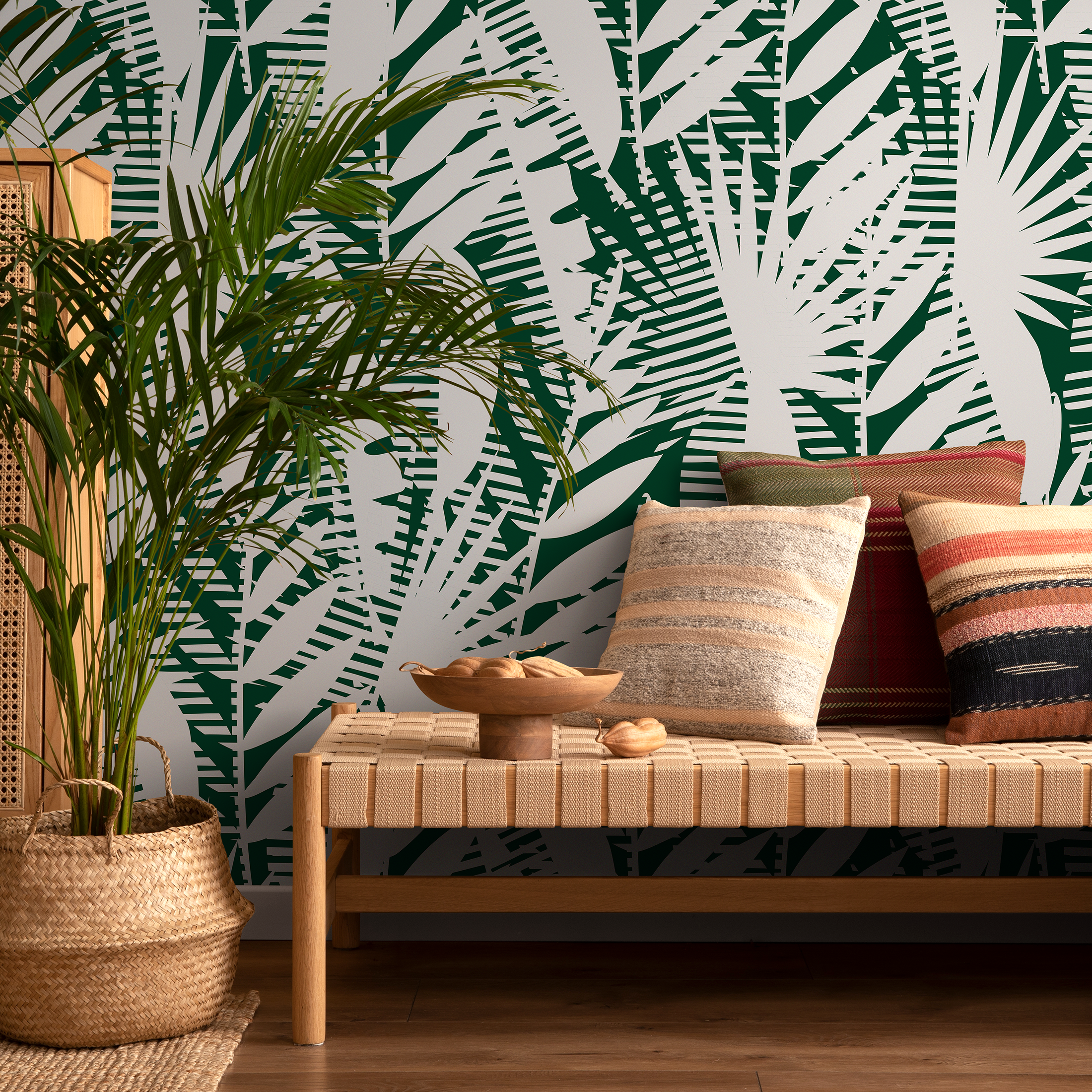 Abstract Wallpaper With A Tropical Palm Leaf Motif In Green And Beige - C401