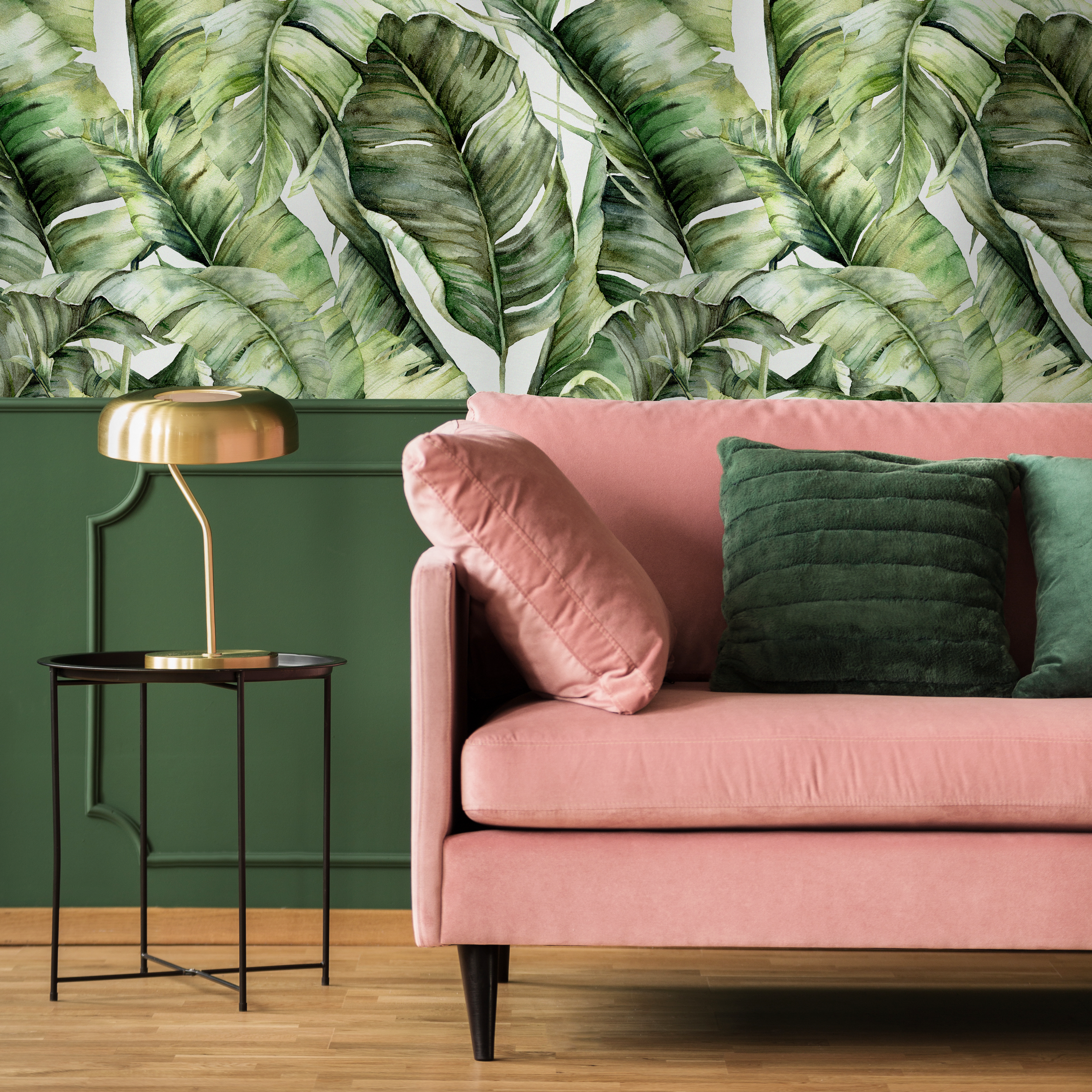 Botanical Wallpaper Featuring Lush Banana Leaves In Green - C405