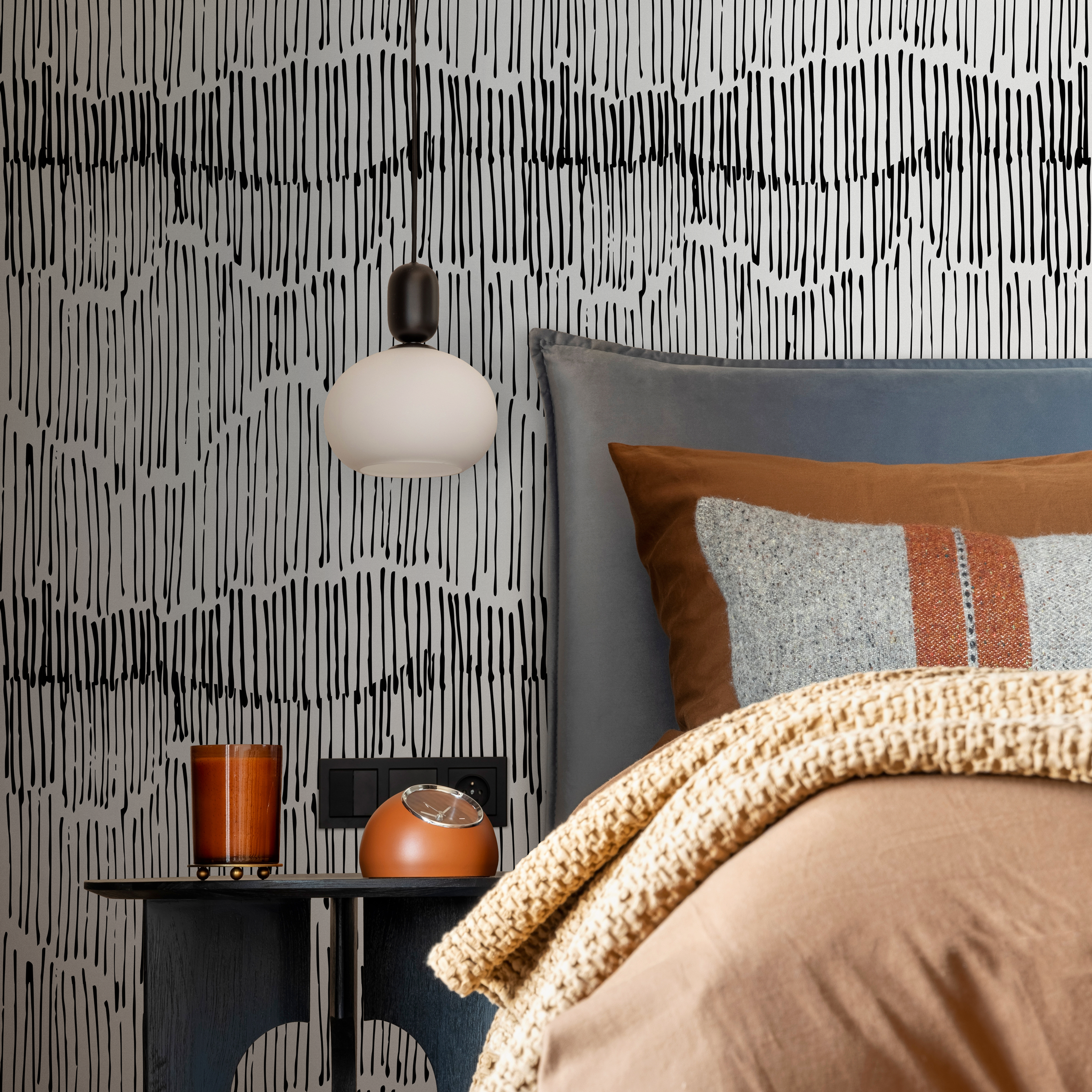 Abstract Wallpaper With Hand-drawn Vertical Lines In Black And White - C421