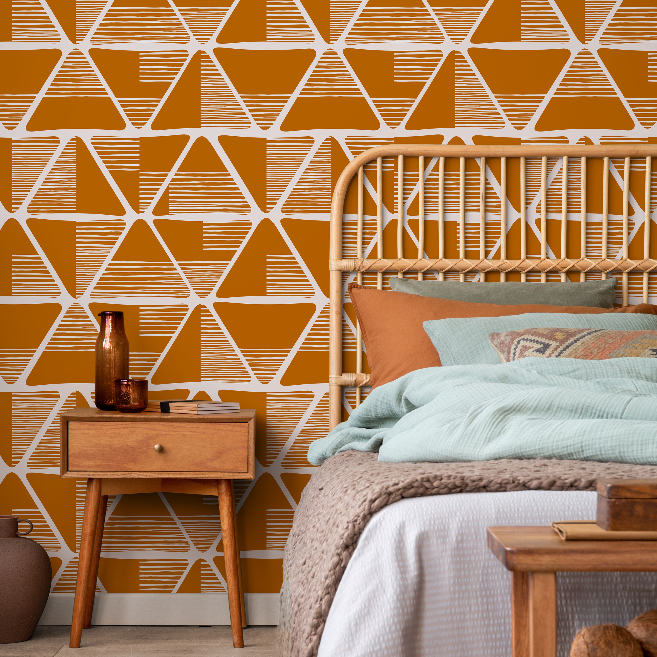 Geometric Wallpaper With Hand-drawn Triangles In Orange And White - C466