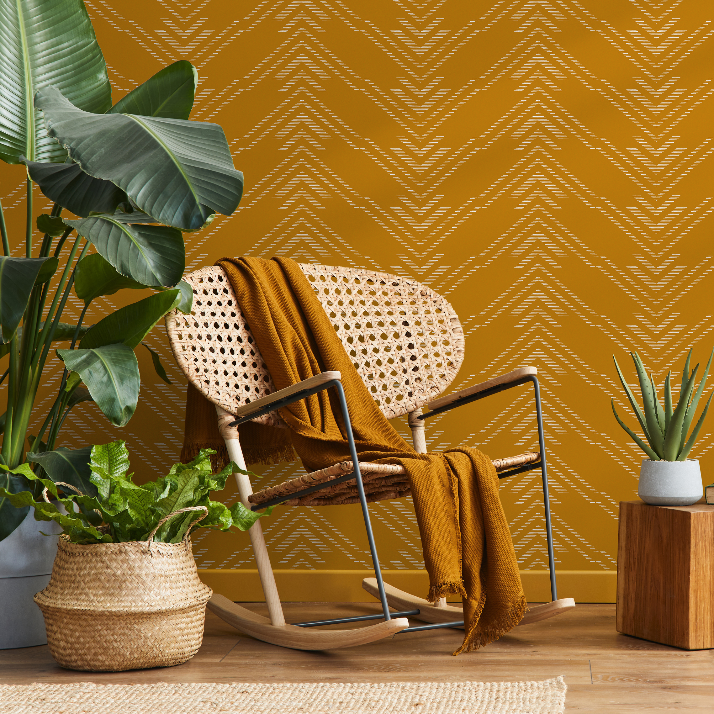 Geometric Wallpaper With A Minimalist Chevron Motif In Mustard Yellow And White - C497