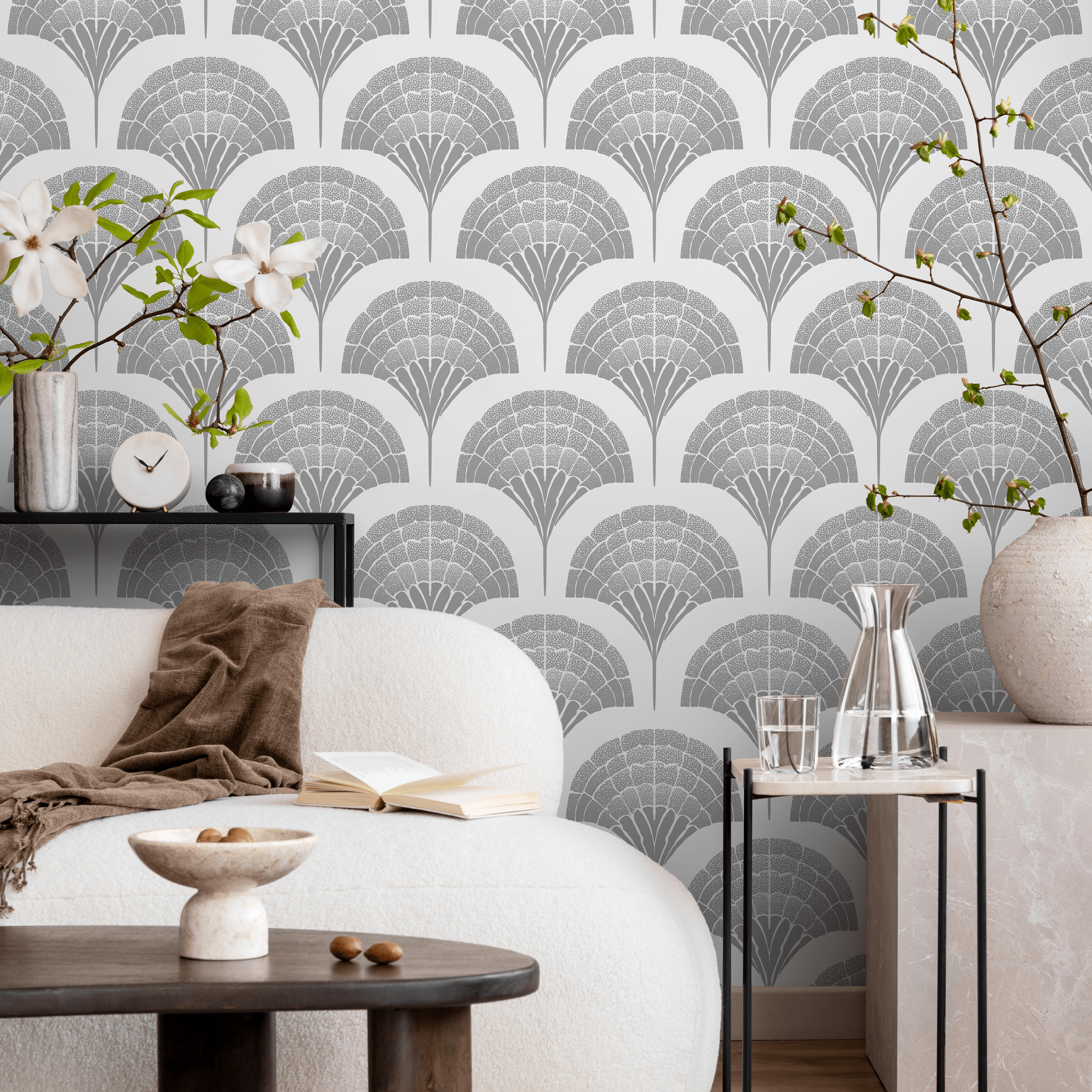 Art Deco Wallpaper With A Stylized Ginkgo Leaf Motif In Gray - C501