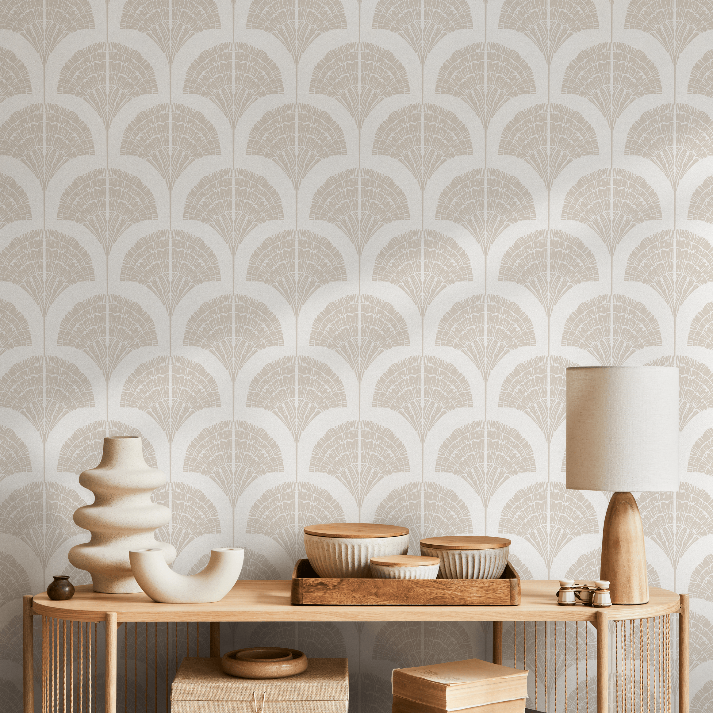 Art Deco Wallpaper With A Stylized Palm Fan Motif In Beige - C505