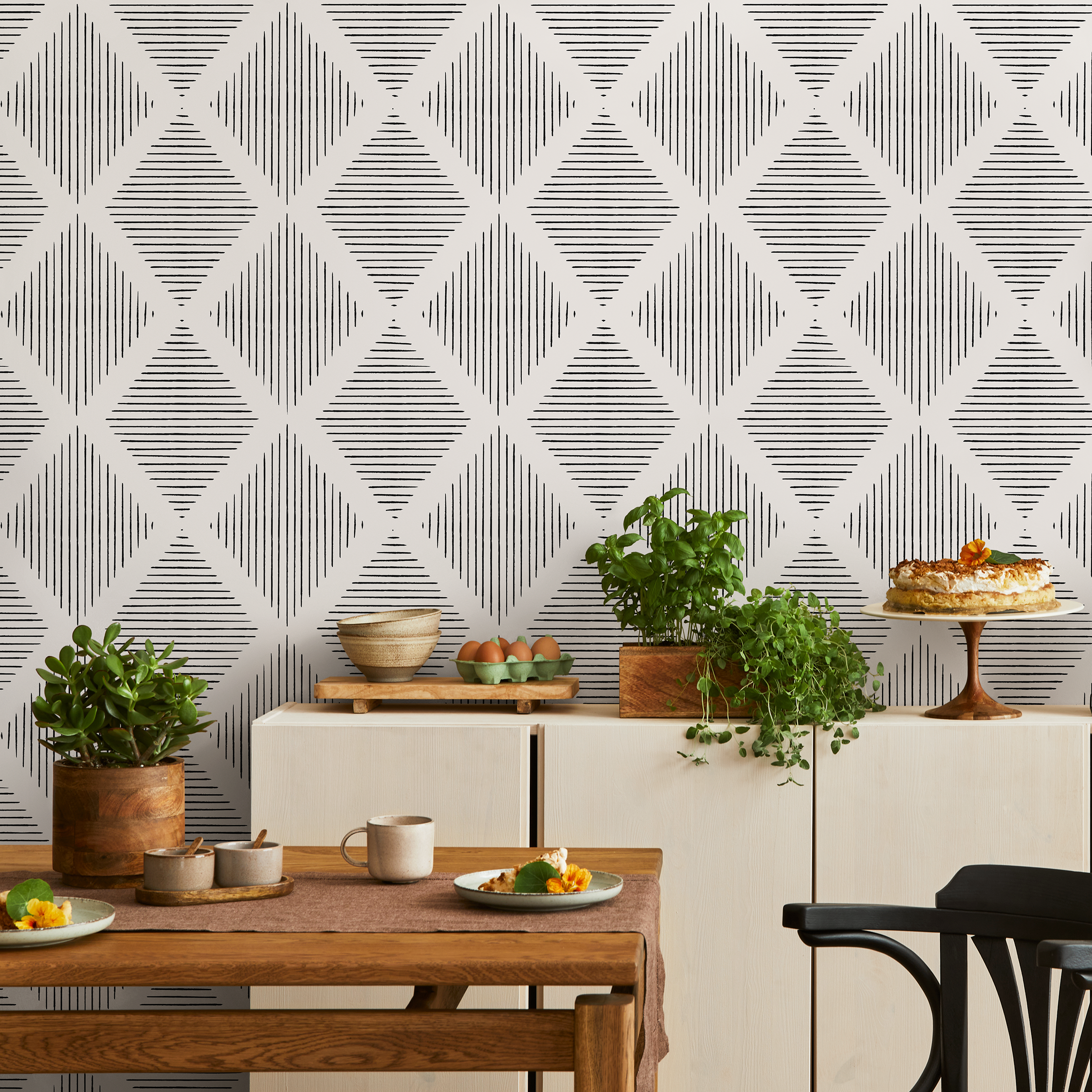 Geometric Wallpaper With A Lined Diamond Motif In Black And White - C523
