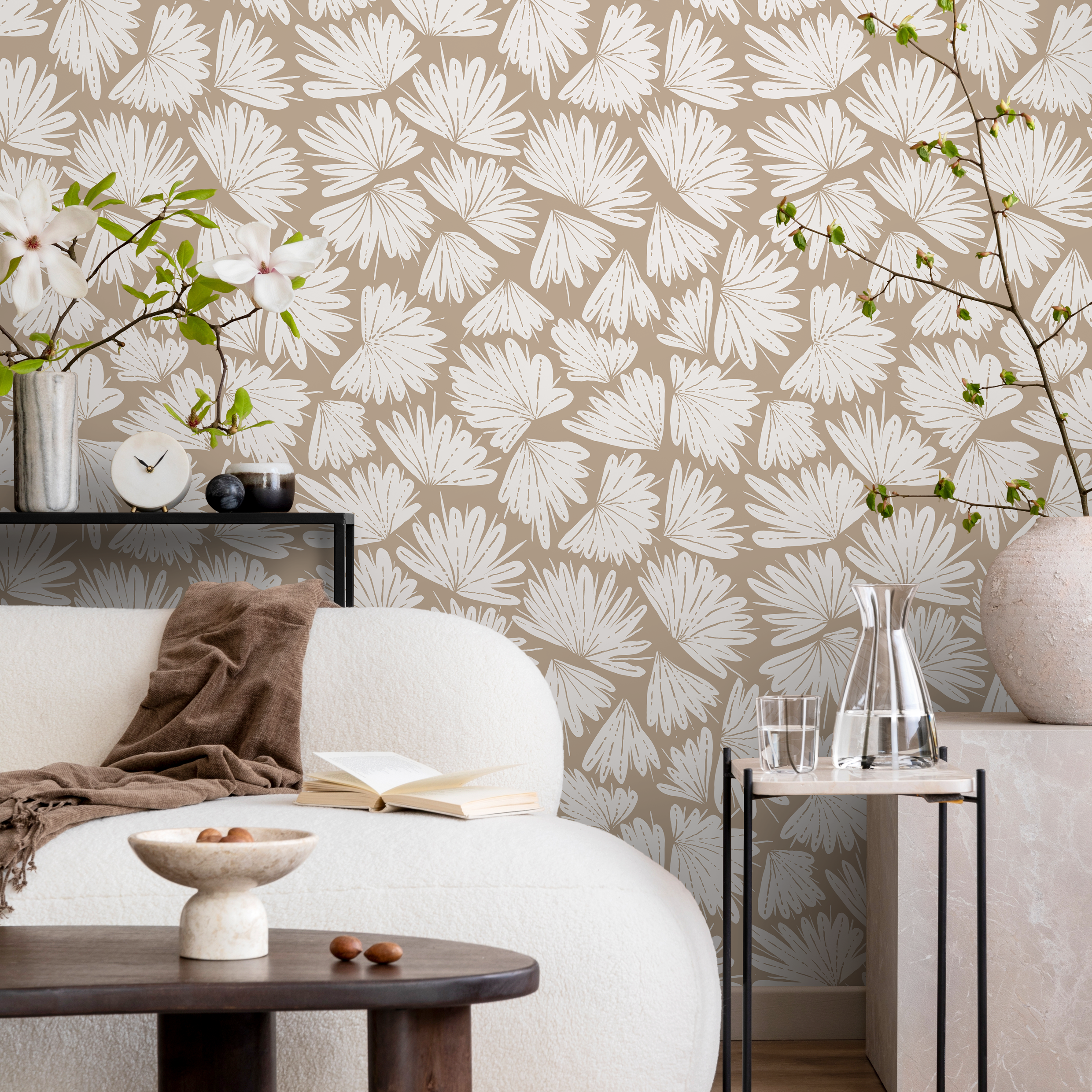 Boho Wallpaper Featuring Stylized Fan Leaves In Beige And Off-white - C632