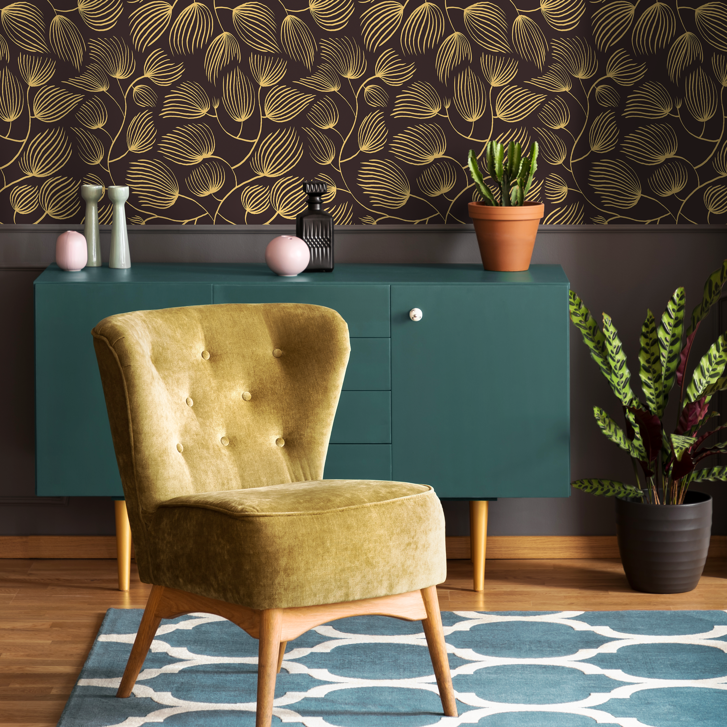 Floral Wallpaper With A Stylized Leaf Motif In Yellow And Brown - C639
