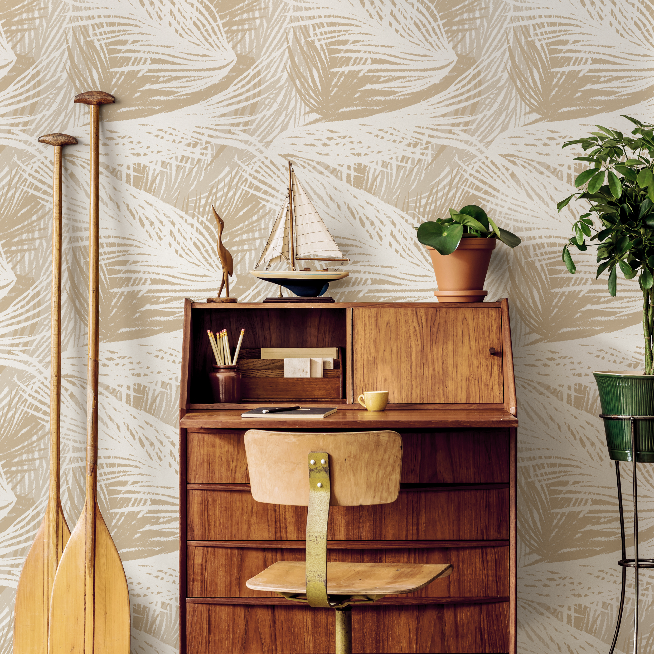 Tropical Wallpaper With A Boho Palm Leaf Motif In Beige And Cream - C653