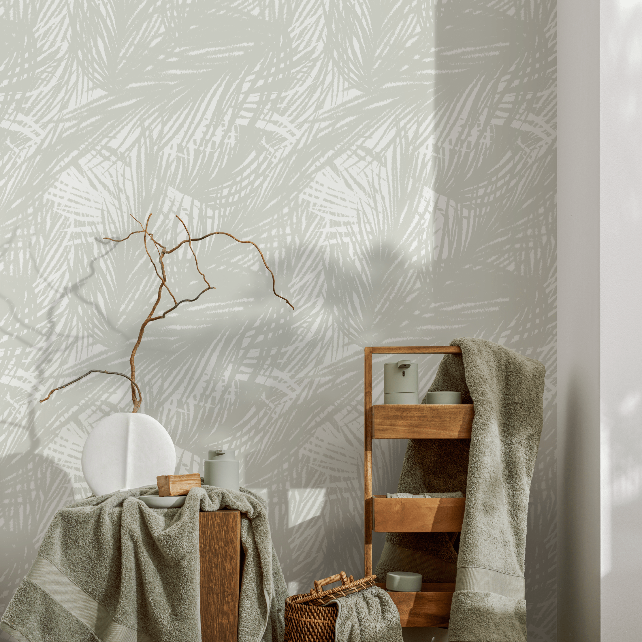 Tropical Wallpaper With Sketched Palm Fronds In Light Gray And Cream - C654