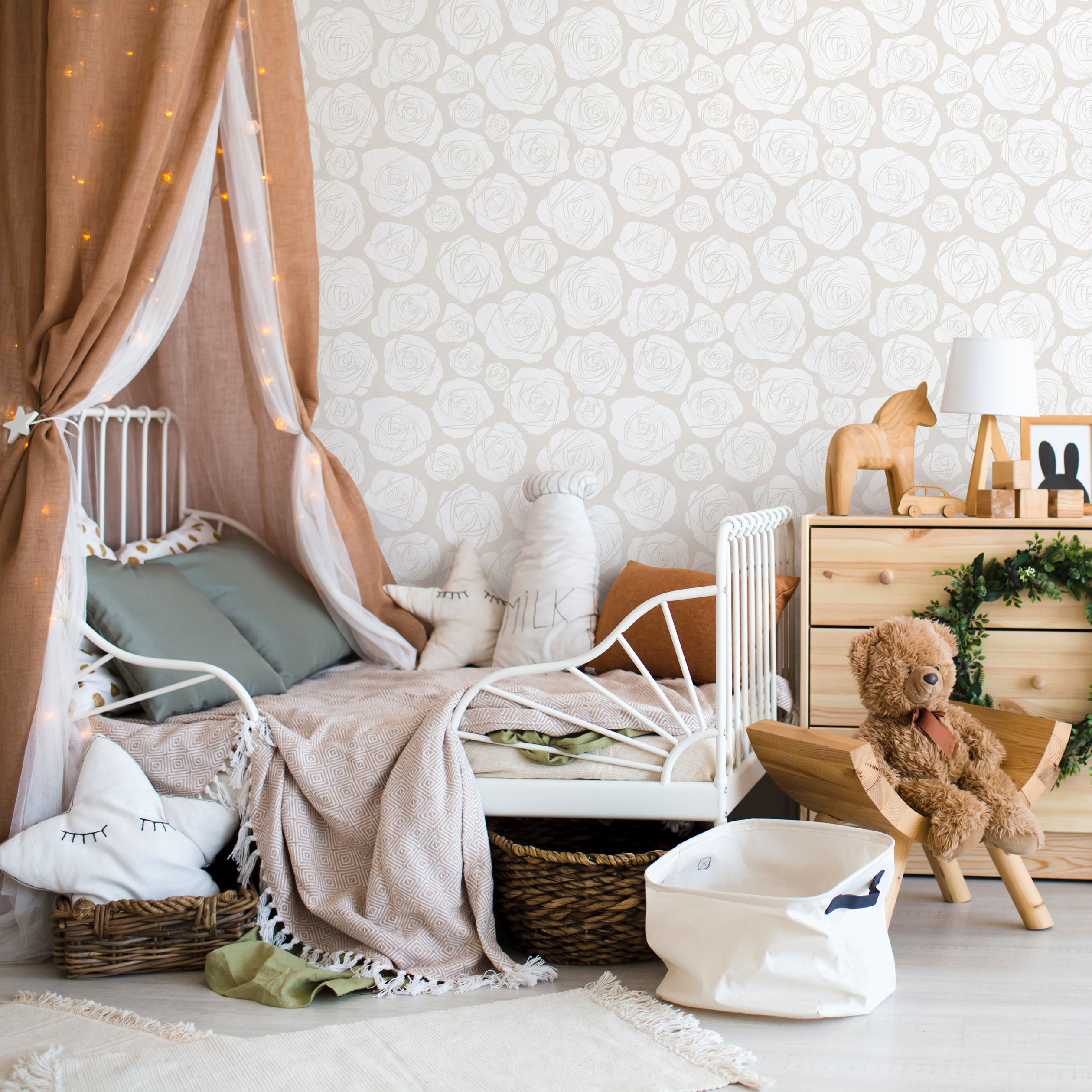 Floral Wallpaper With Stylized Geometric Roses In Beige And Cream - C676