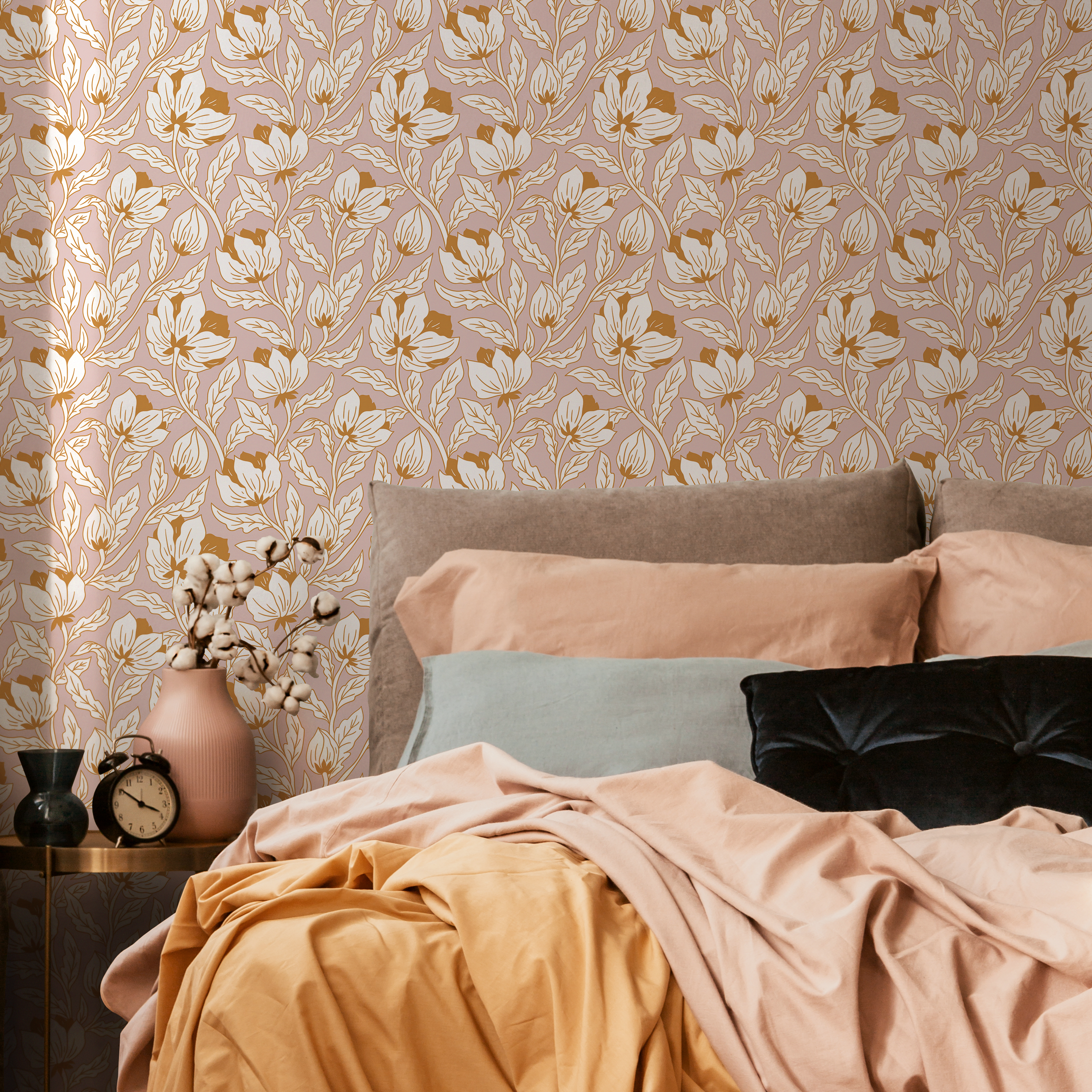Art Nouveau Wallpaper With A Stylized Floral Motif In Pink, Cream, And Gold - C695