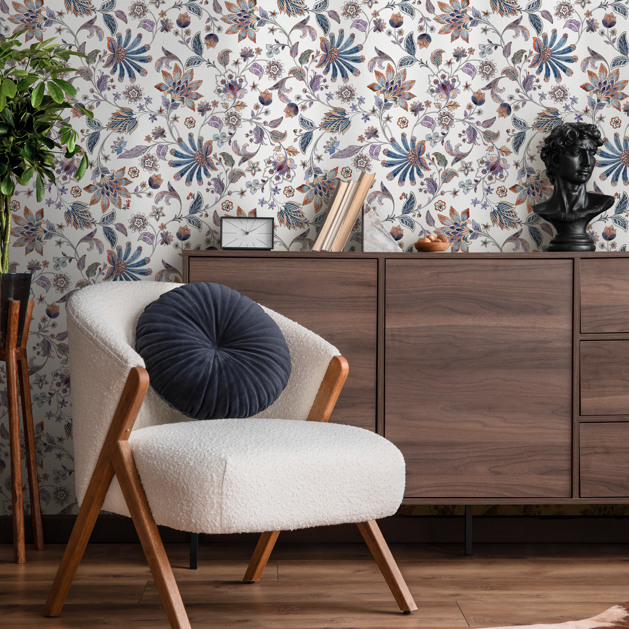 Floral Wallpaper With An Intricate Chintz Motif In Blue, Orange, And Purple - C696