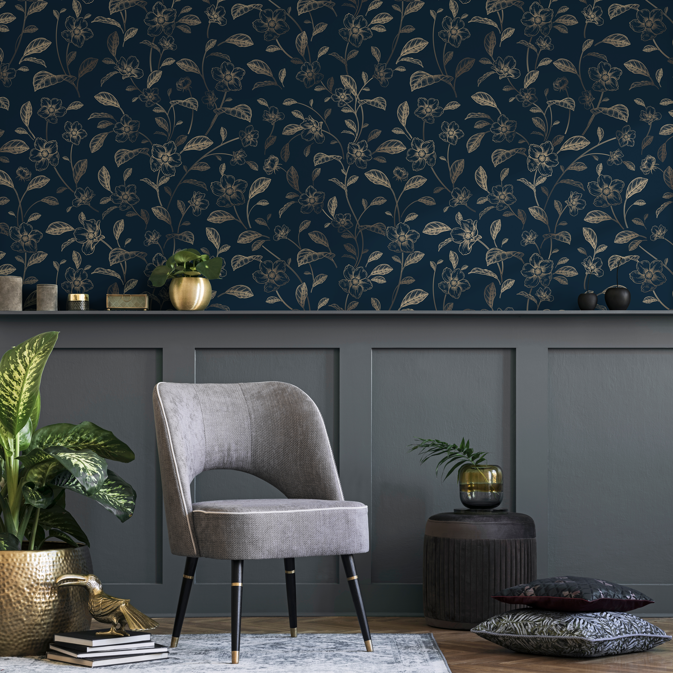 Floral Wallpaper With A Vintage Botanical Motif In Navy Blue And Gold - C719