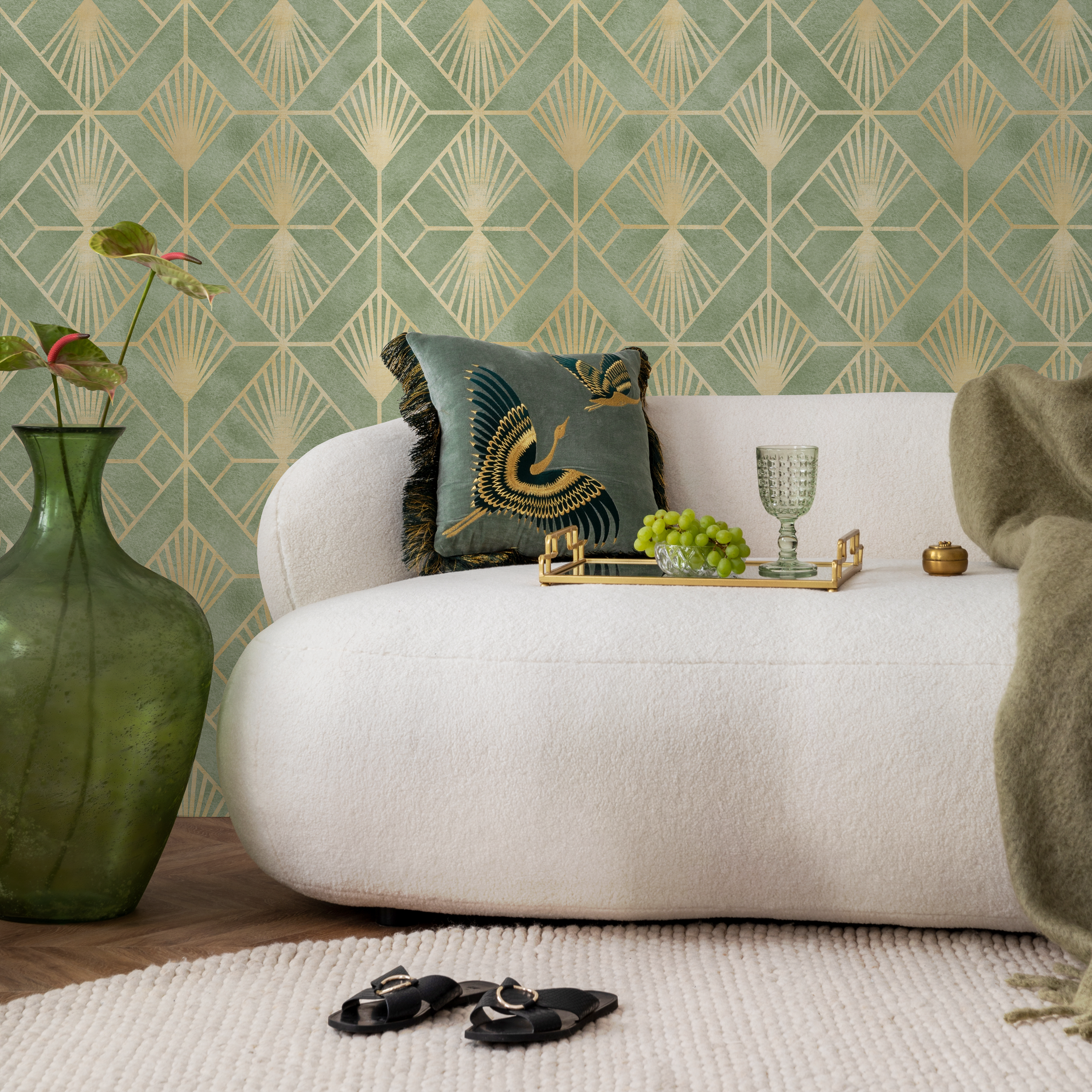 Art Deco Wallpaper With Geometric Fan Motifs In Green And Gold - C721